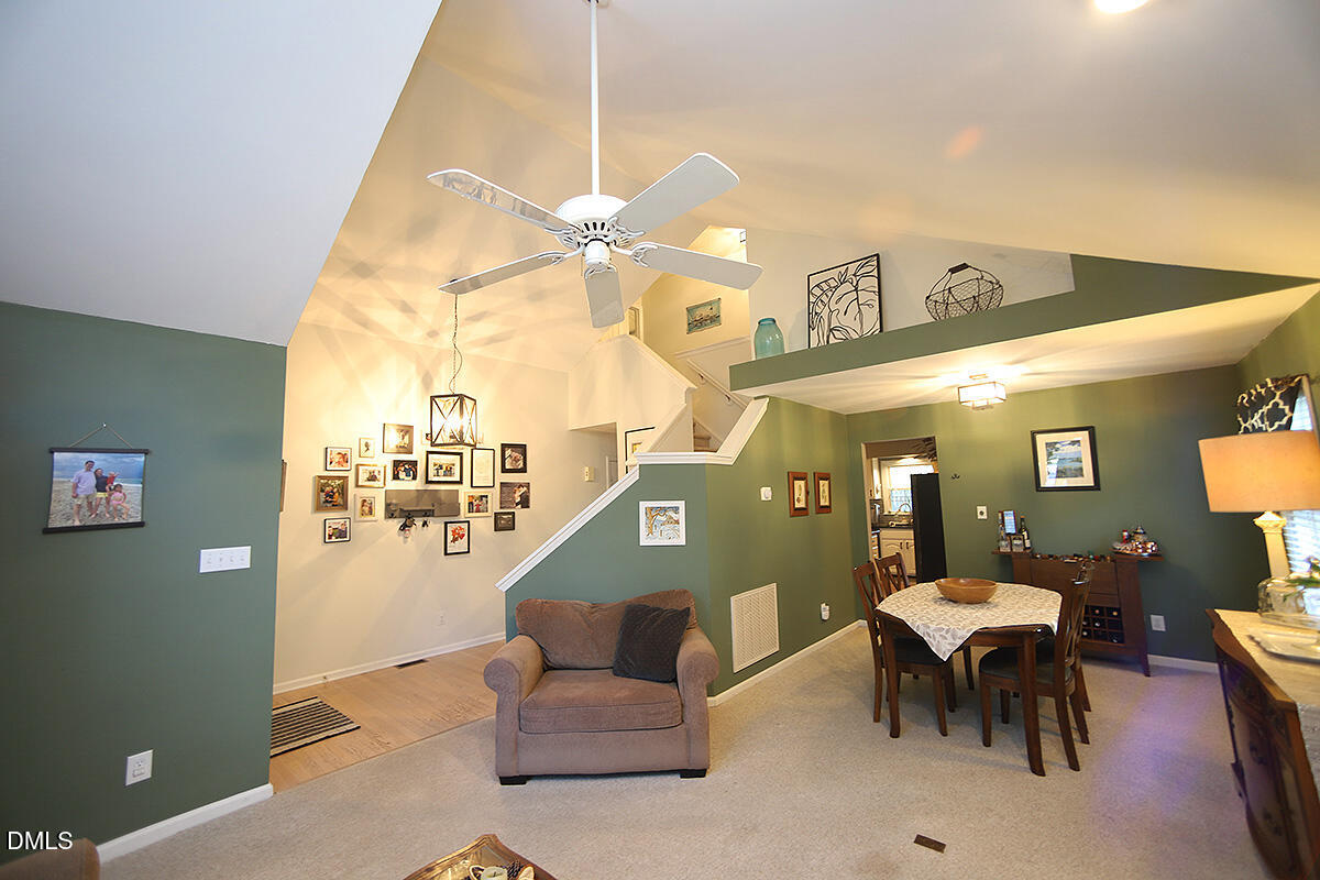 2353 Florida Court