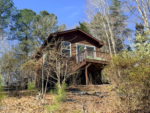 125 Pebble Drive Leasburg NC 27291