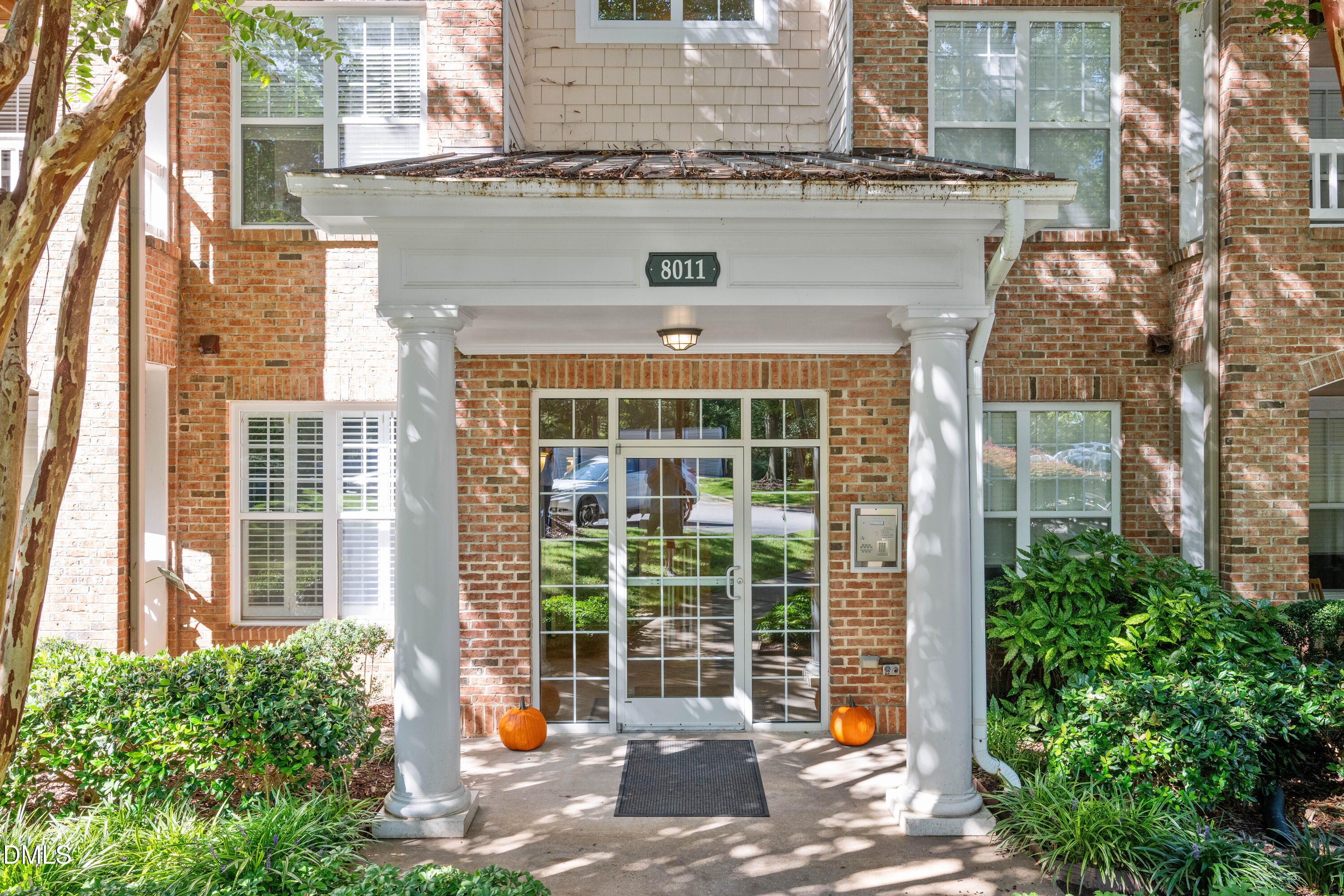 8011 Allyns Landing Way 302