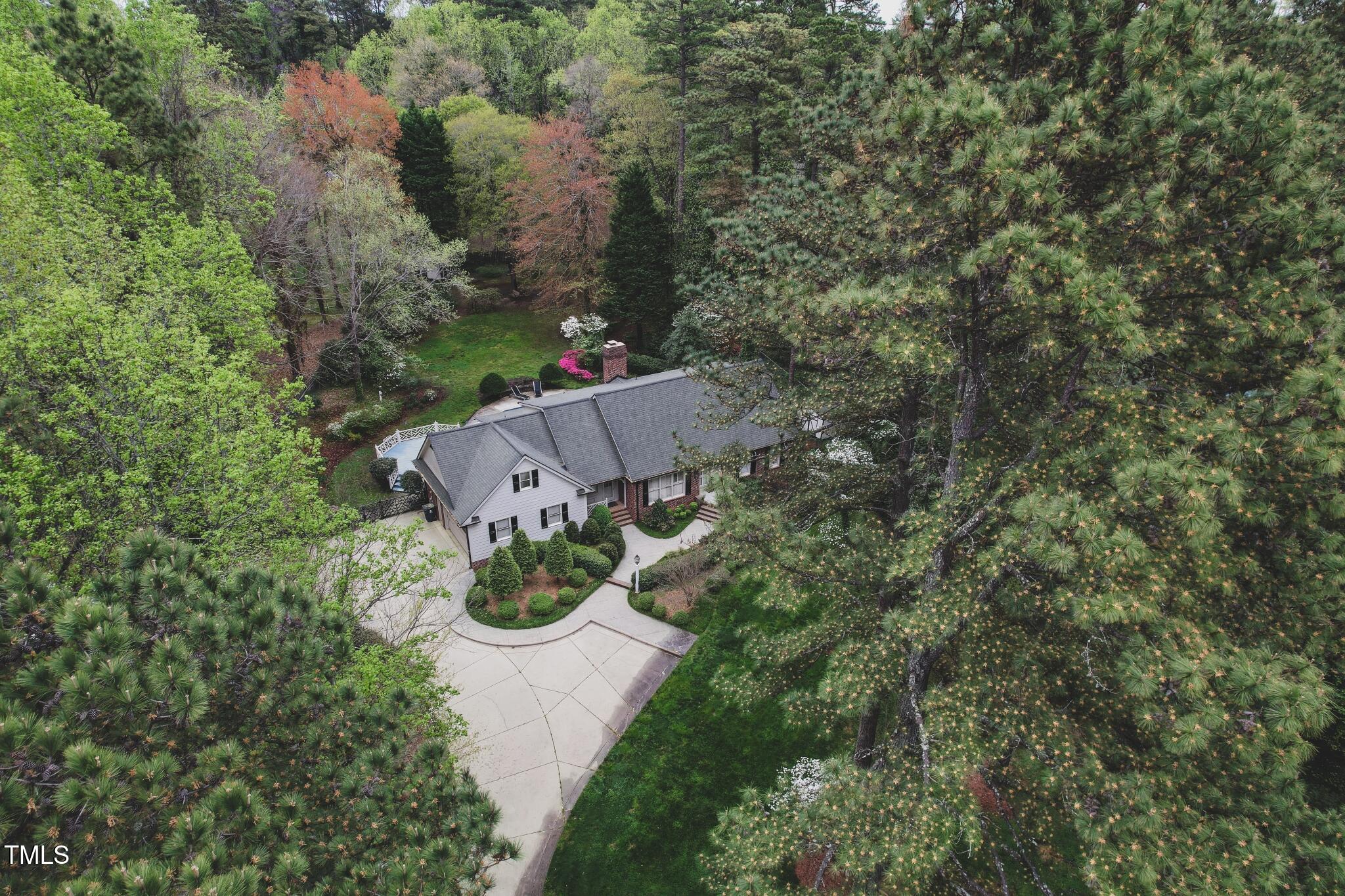 515 S Woodland Road