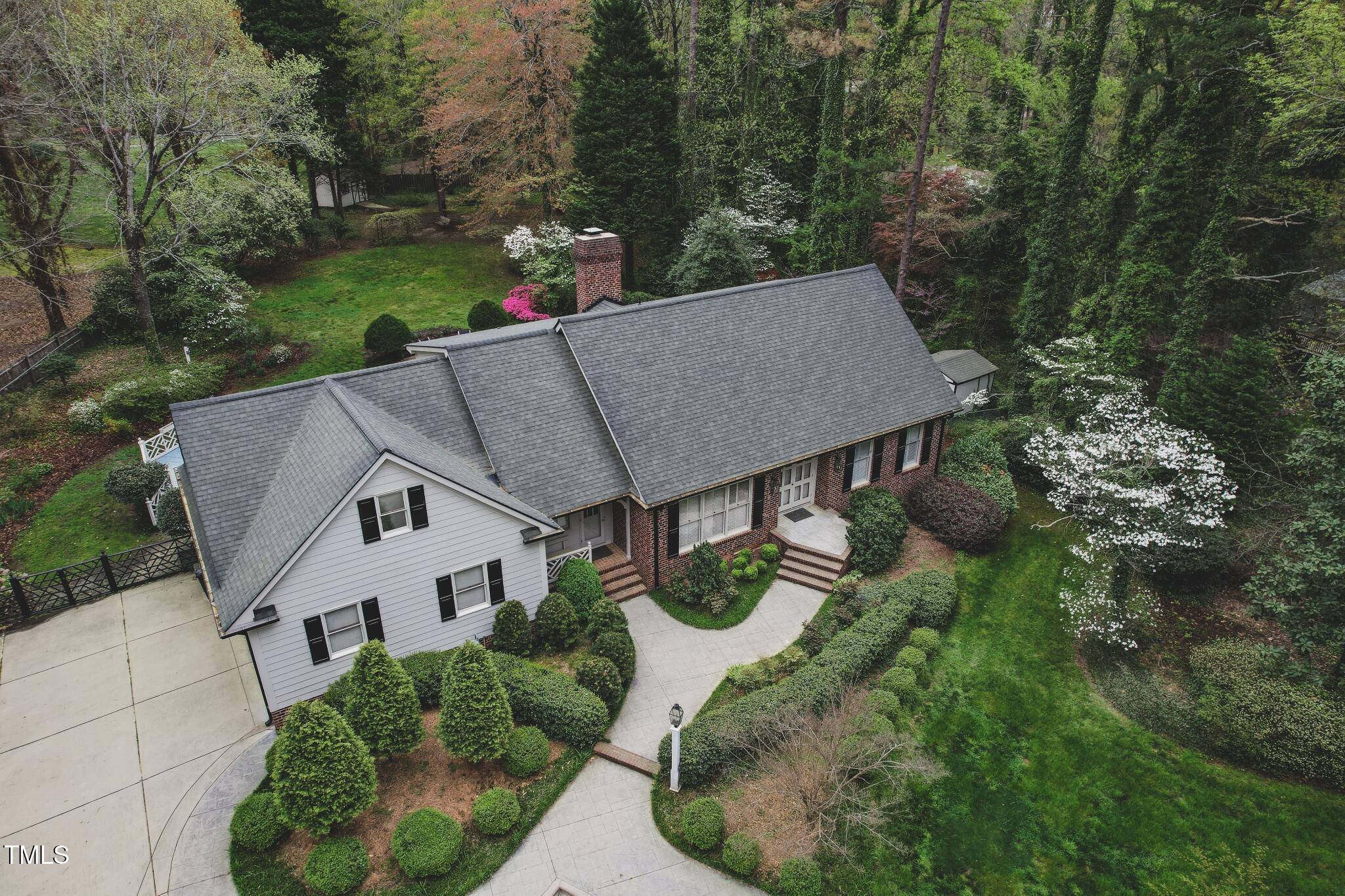 515 S Woodland Road