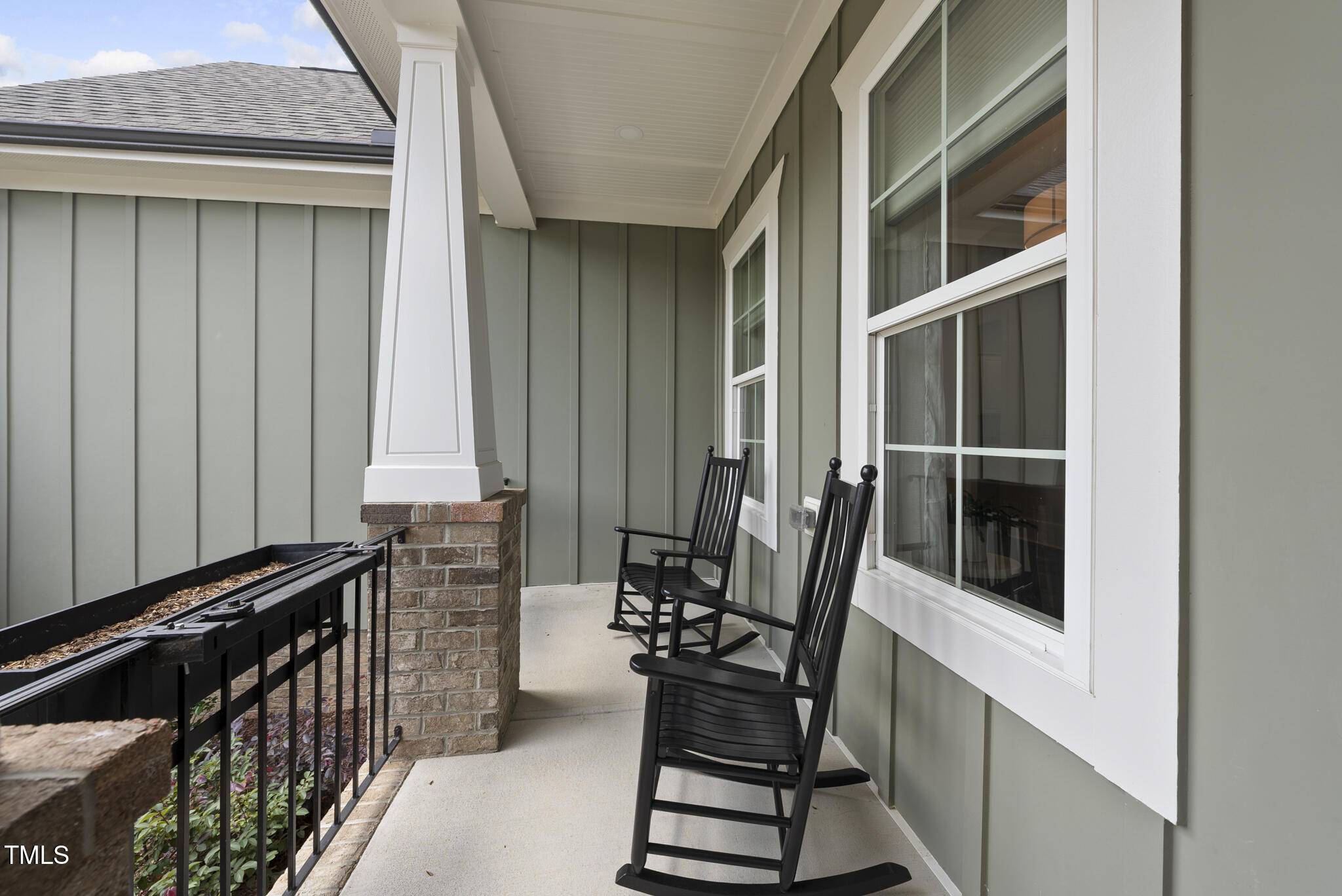 129 Damsire Way