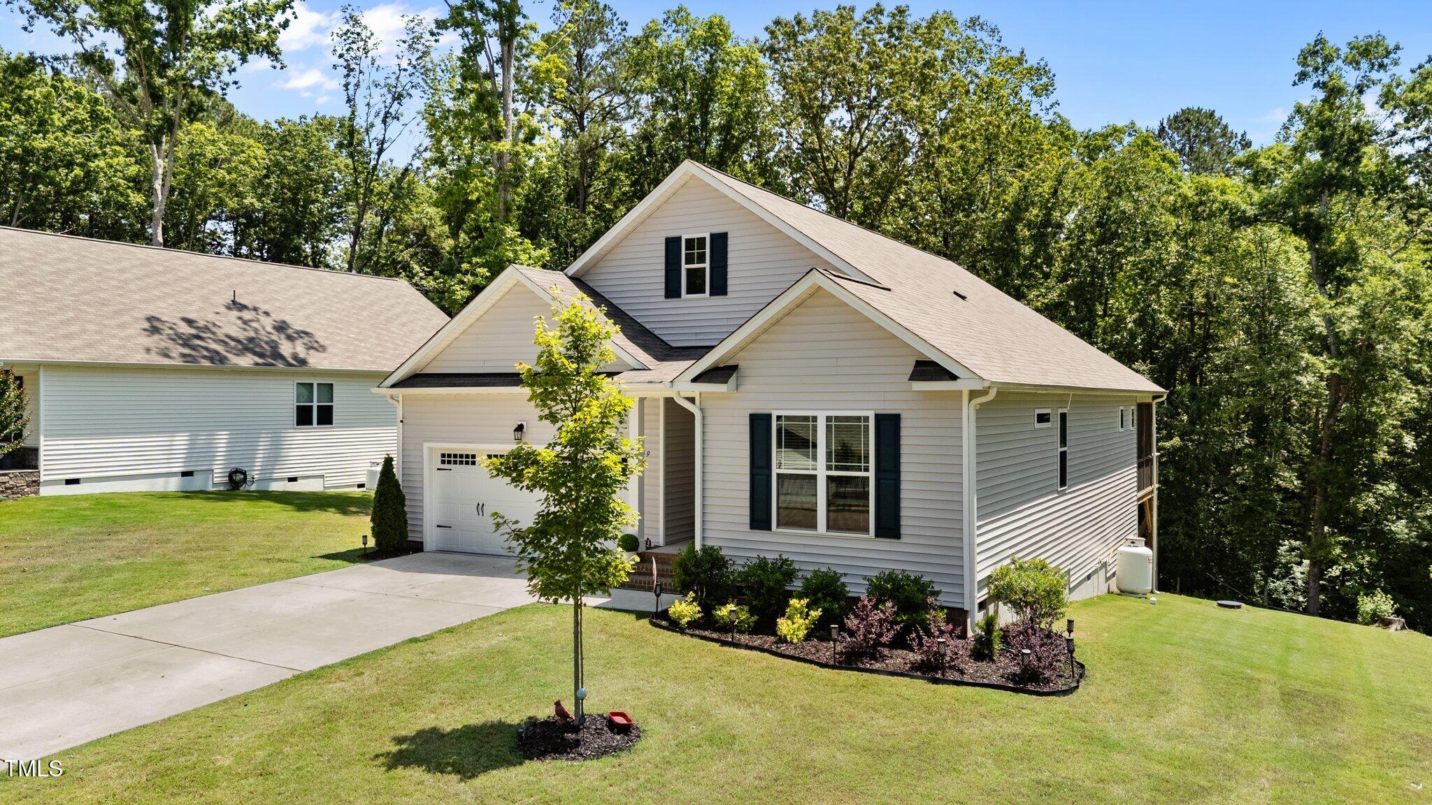 159 Clear Water Road