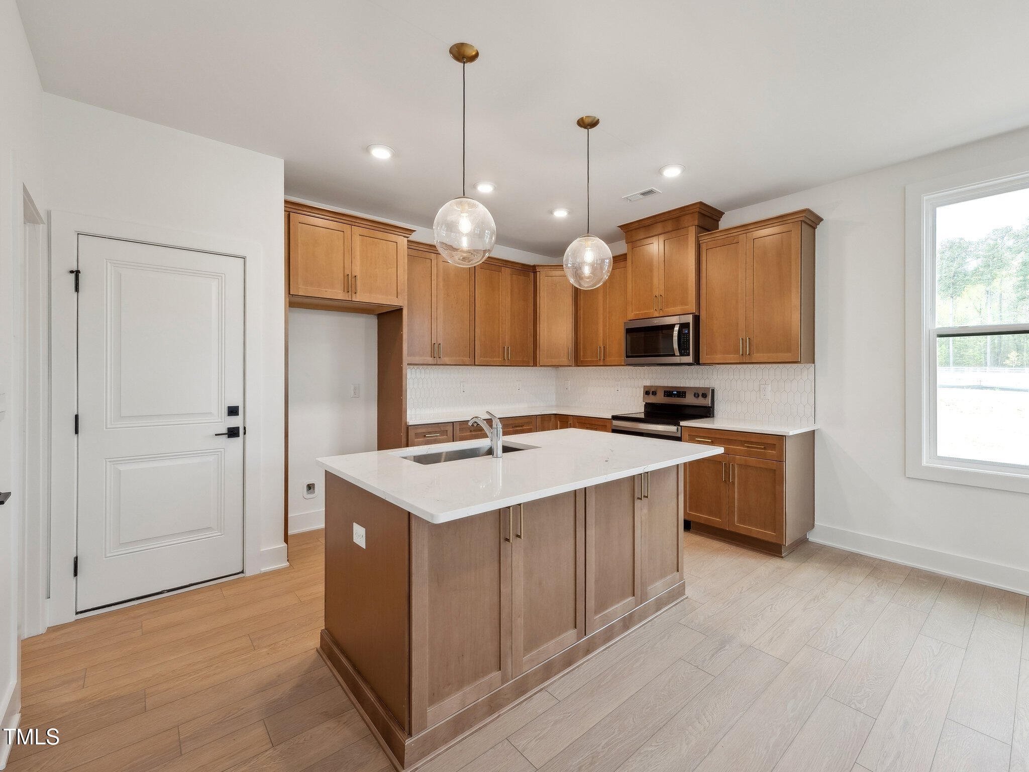 810 Barlow Drive