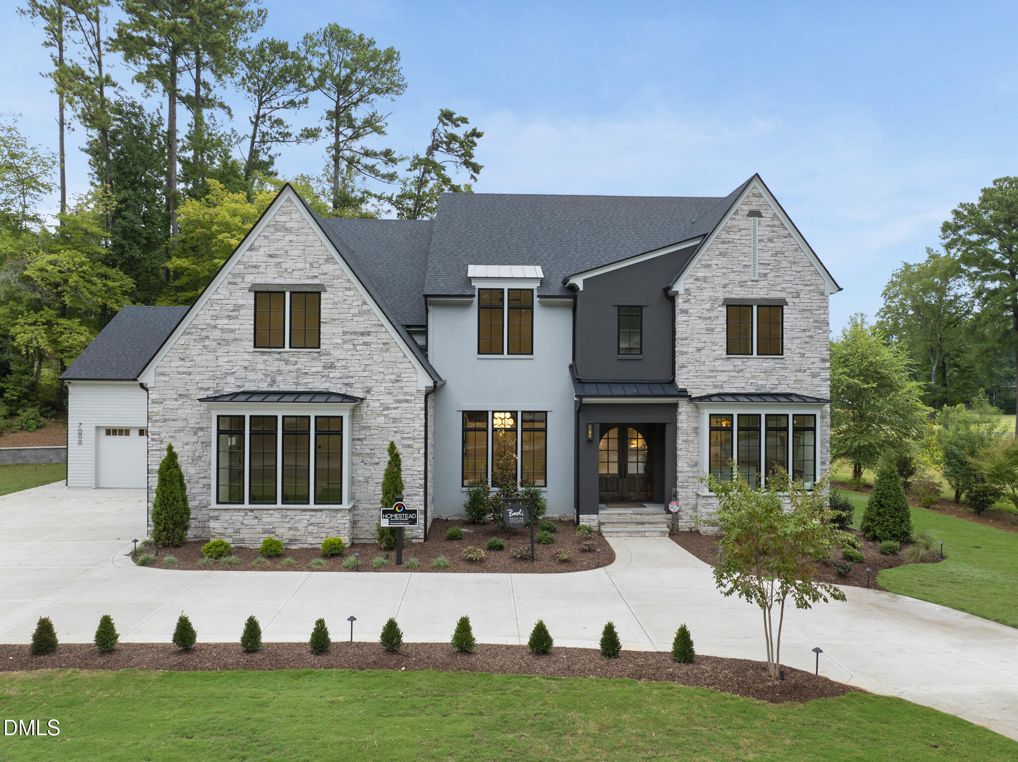 7000 North Ridge Drive