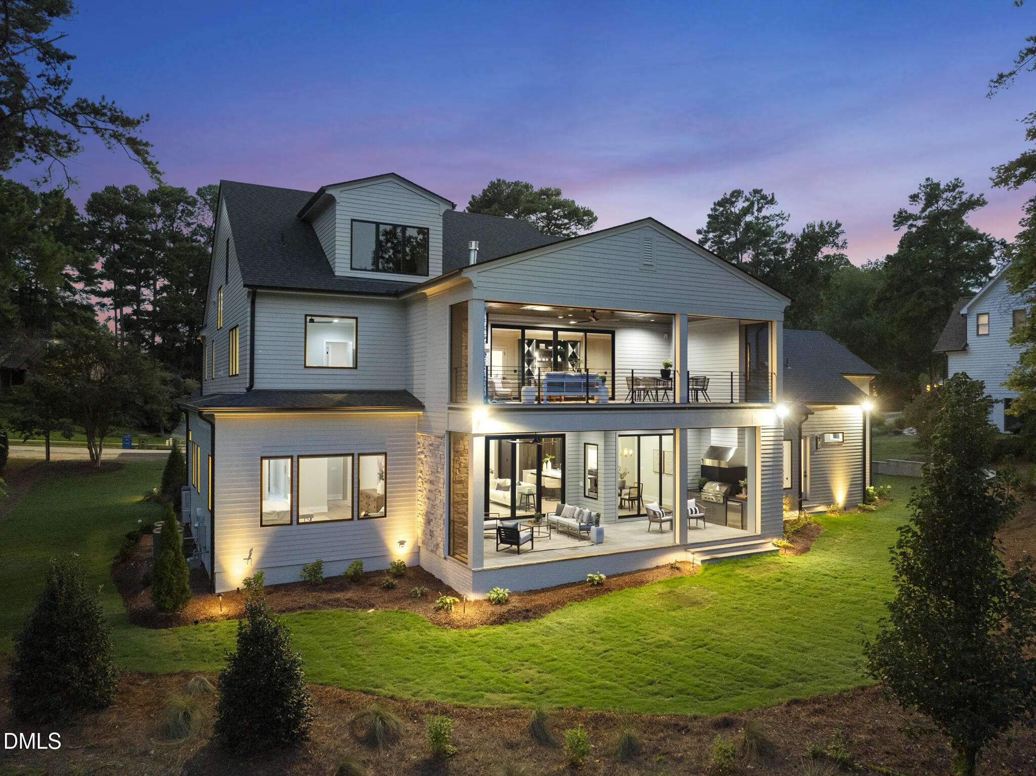 7000 North Ridge Drive