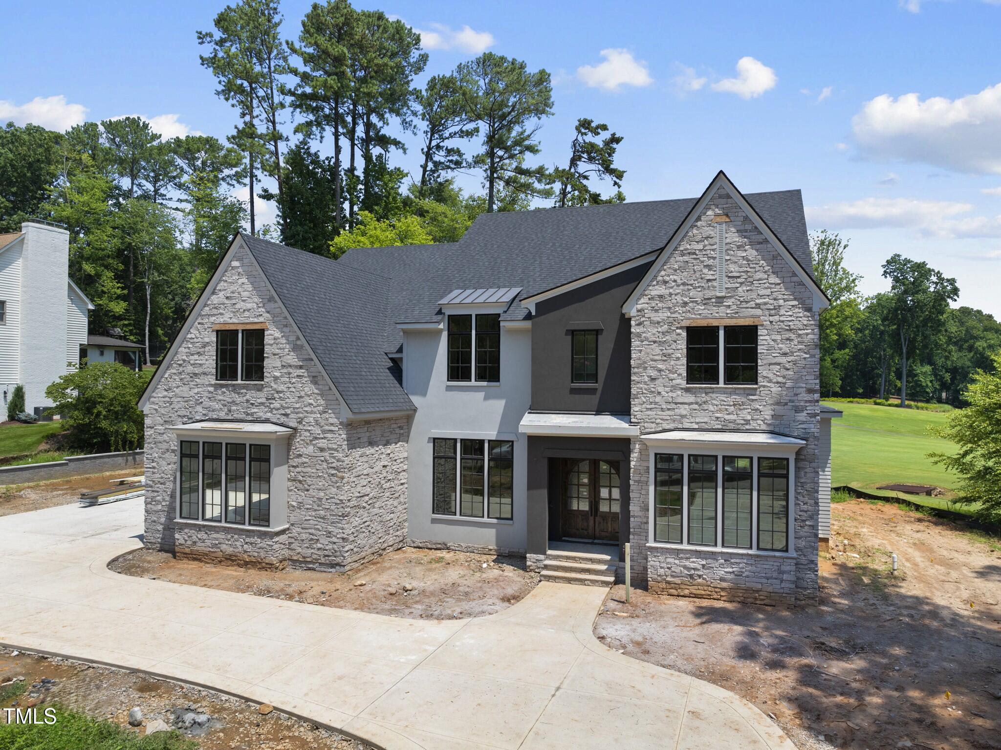 7000 North Ridge Drive