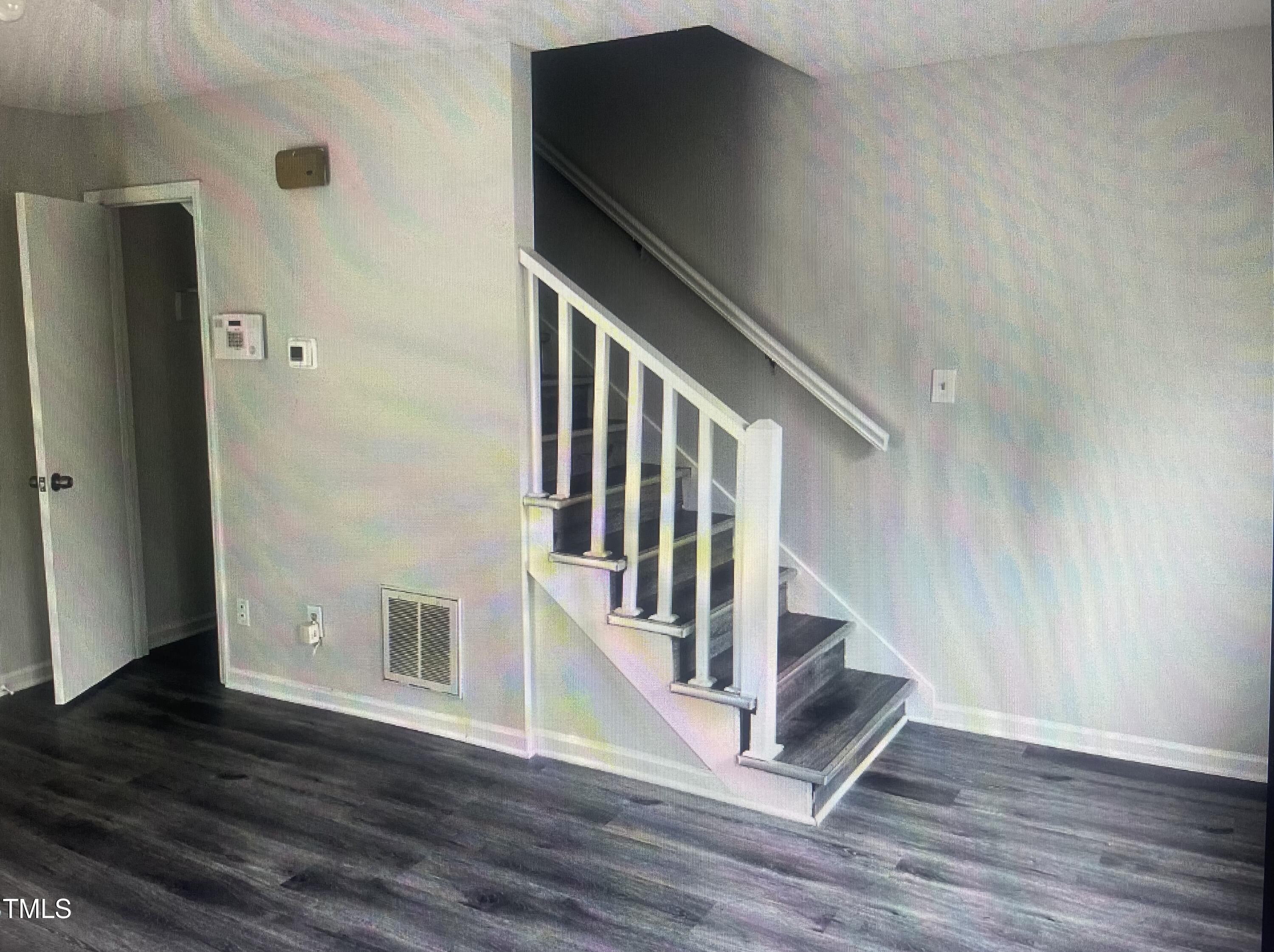 1 Jadewood Court