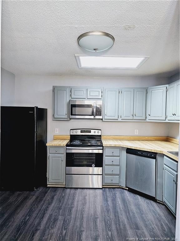 1121 Lake Stone Place