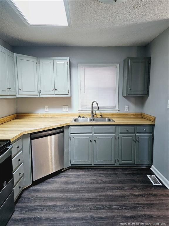 1121 Lake Stone Place