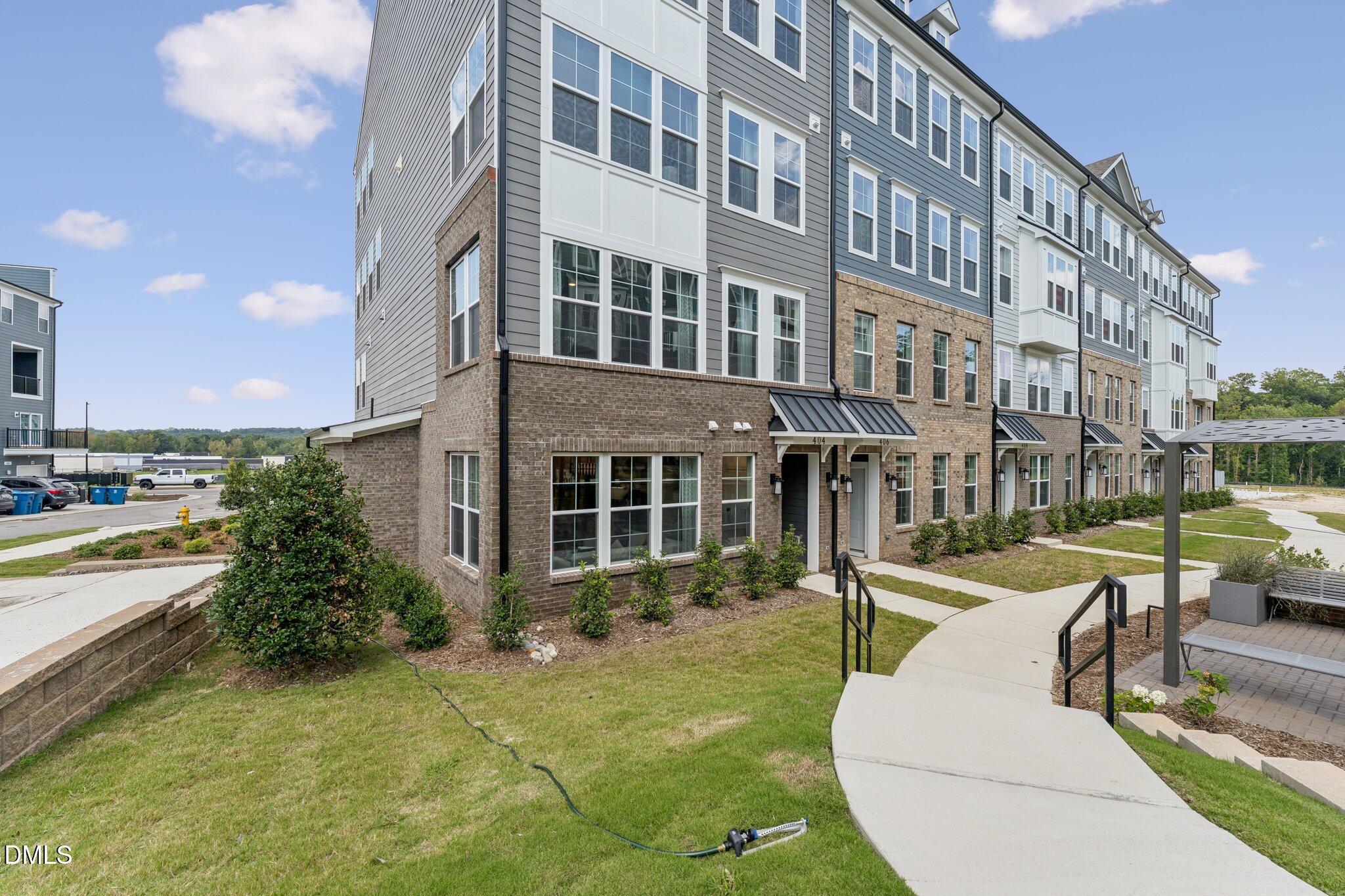 419 Grove Overlook Lane 100