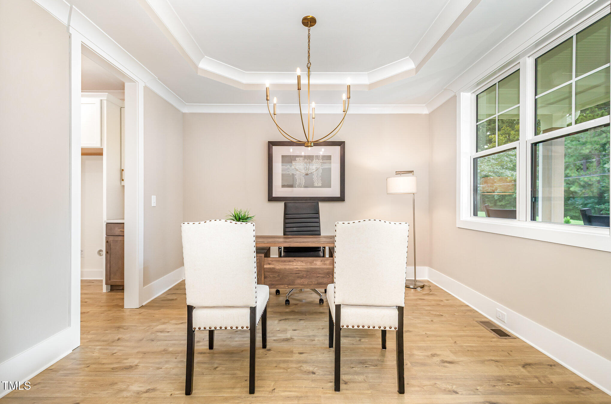 4035 King Charles Road