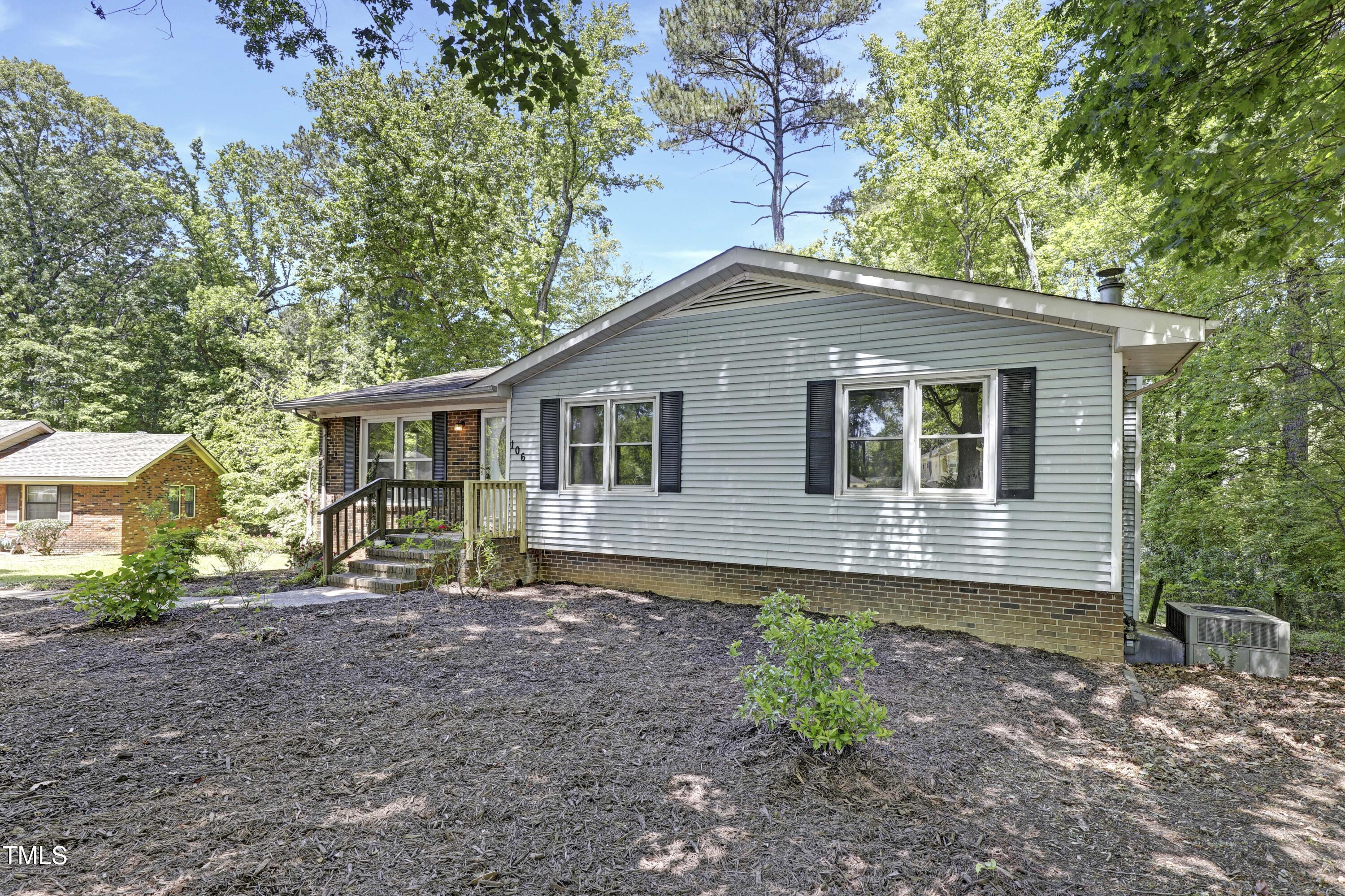 106 Argyle Court