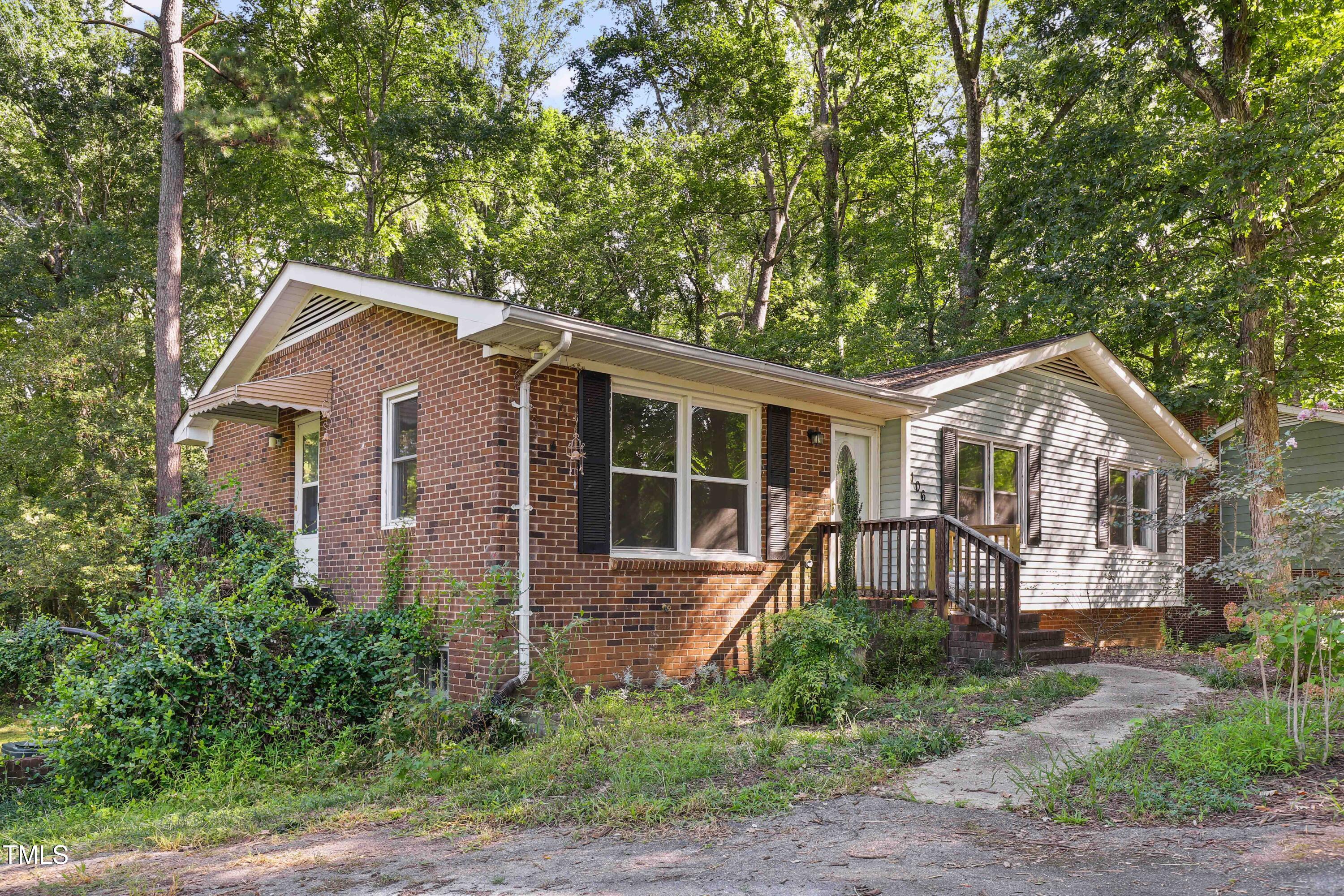 106 Argyle Court