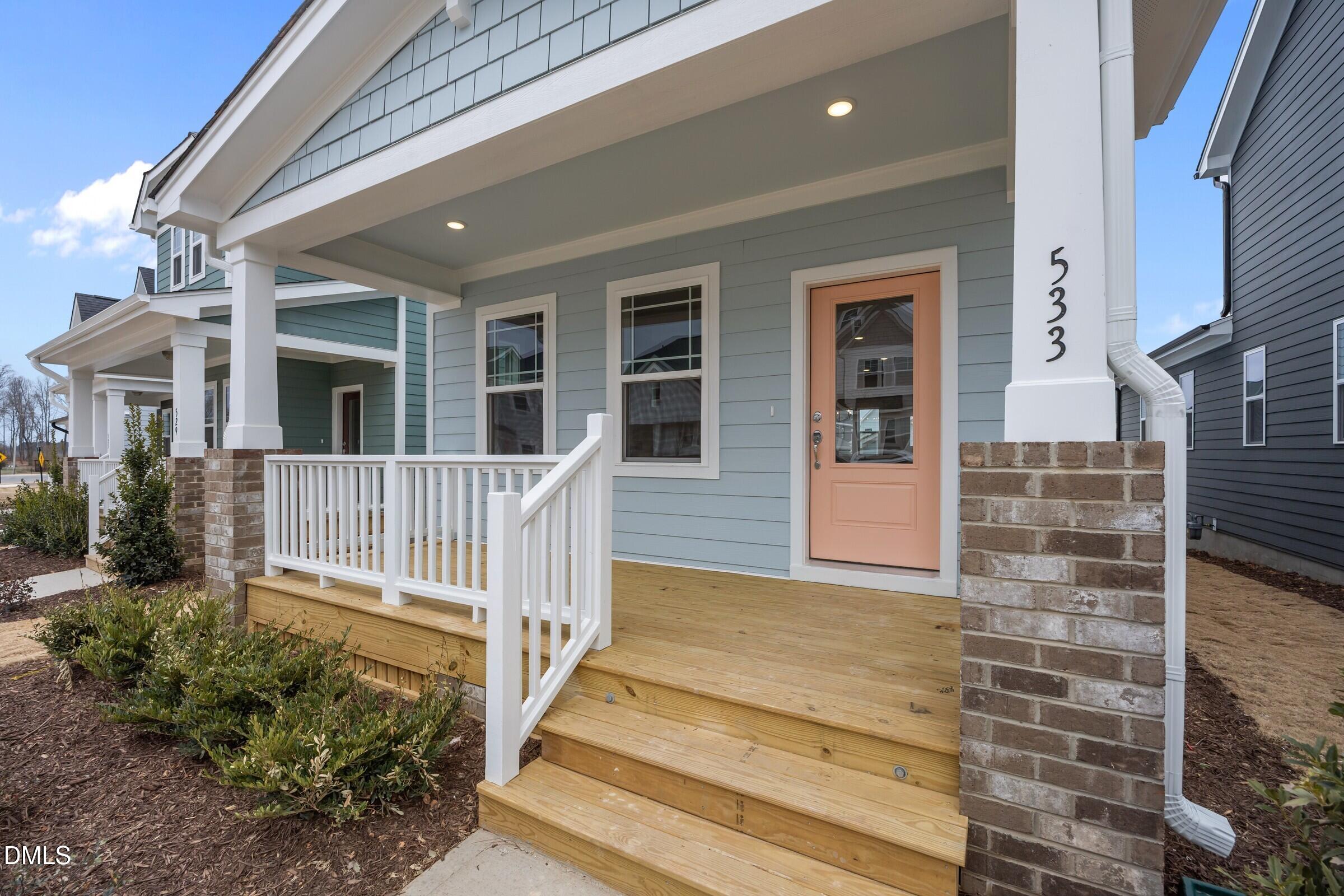 533 Folk Song Way 2861