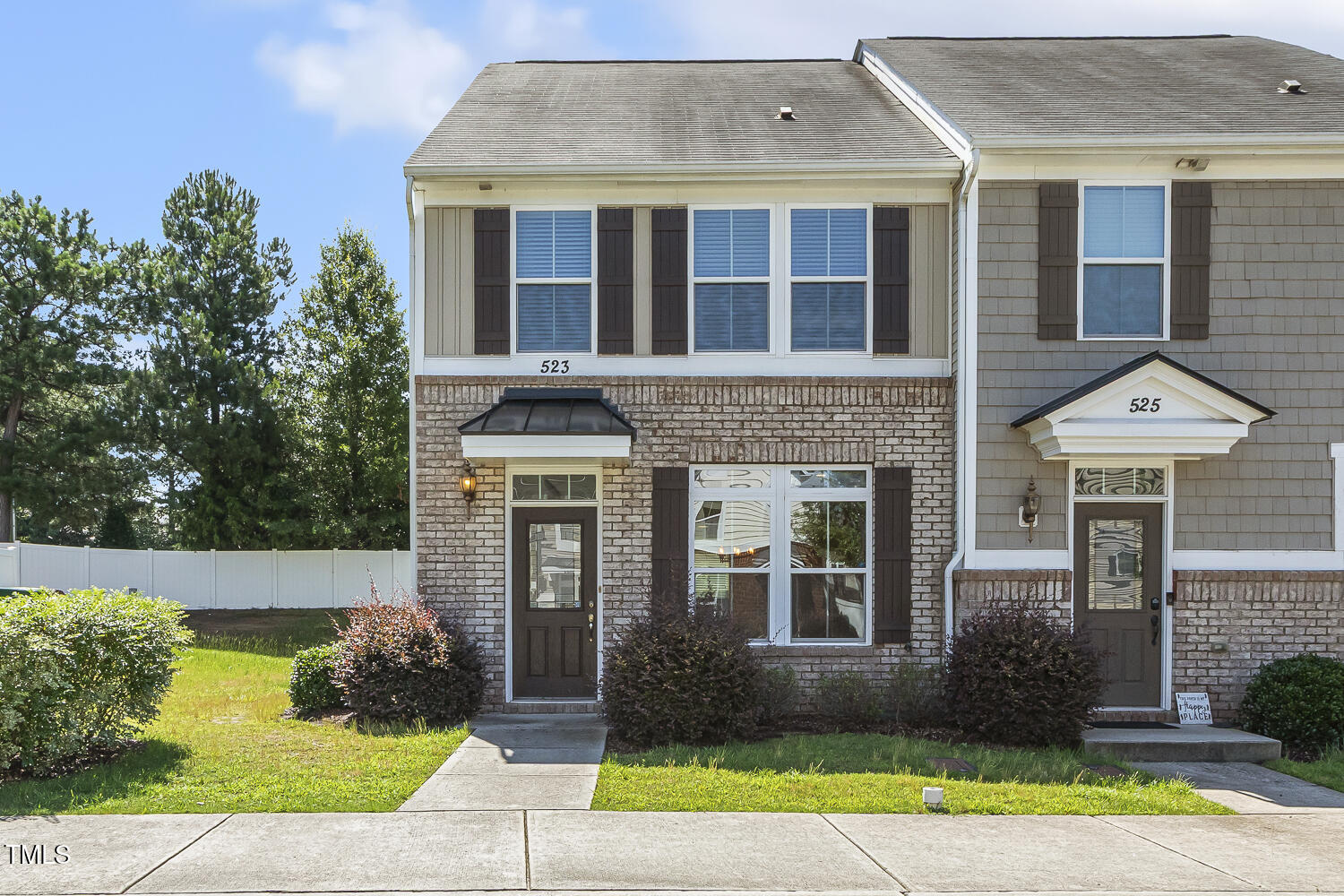 523 Berry Chase Way