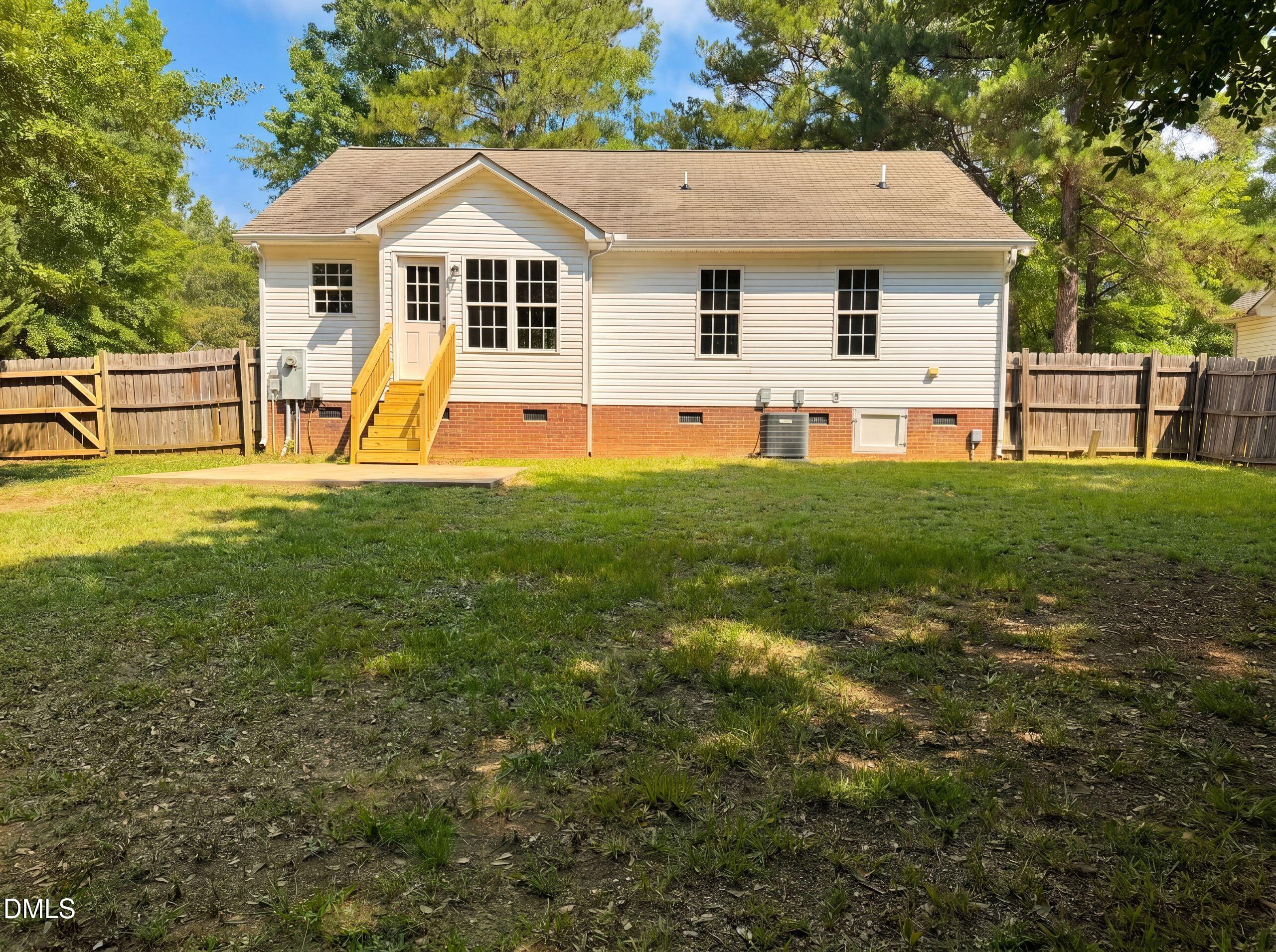 576 Sunray Drive