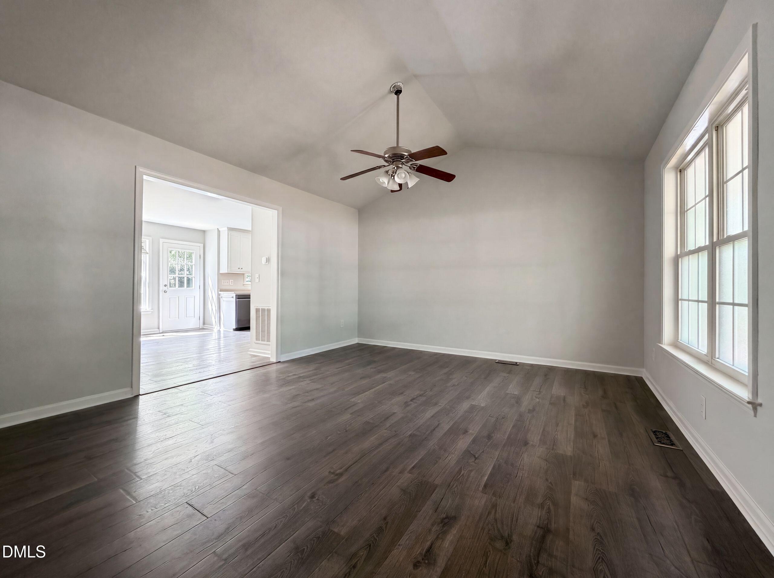 576 Sunray Drive
