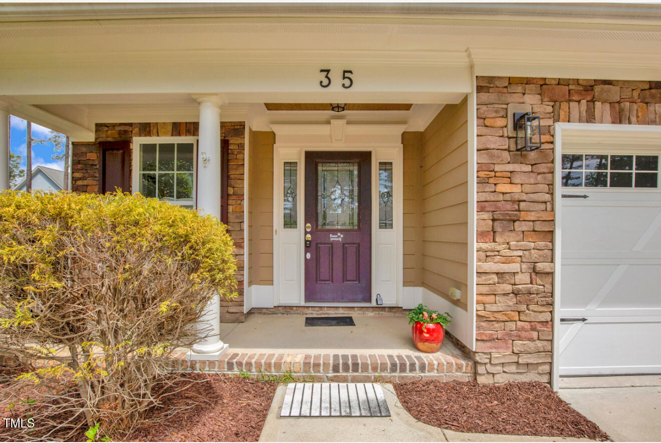 35 Pine Water Way
