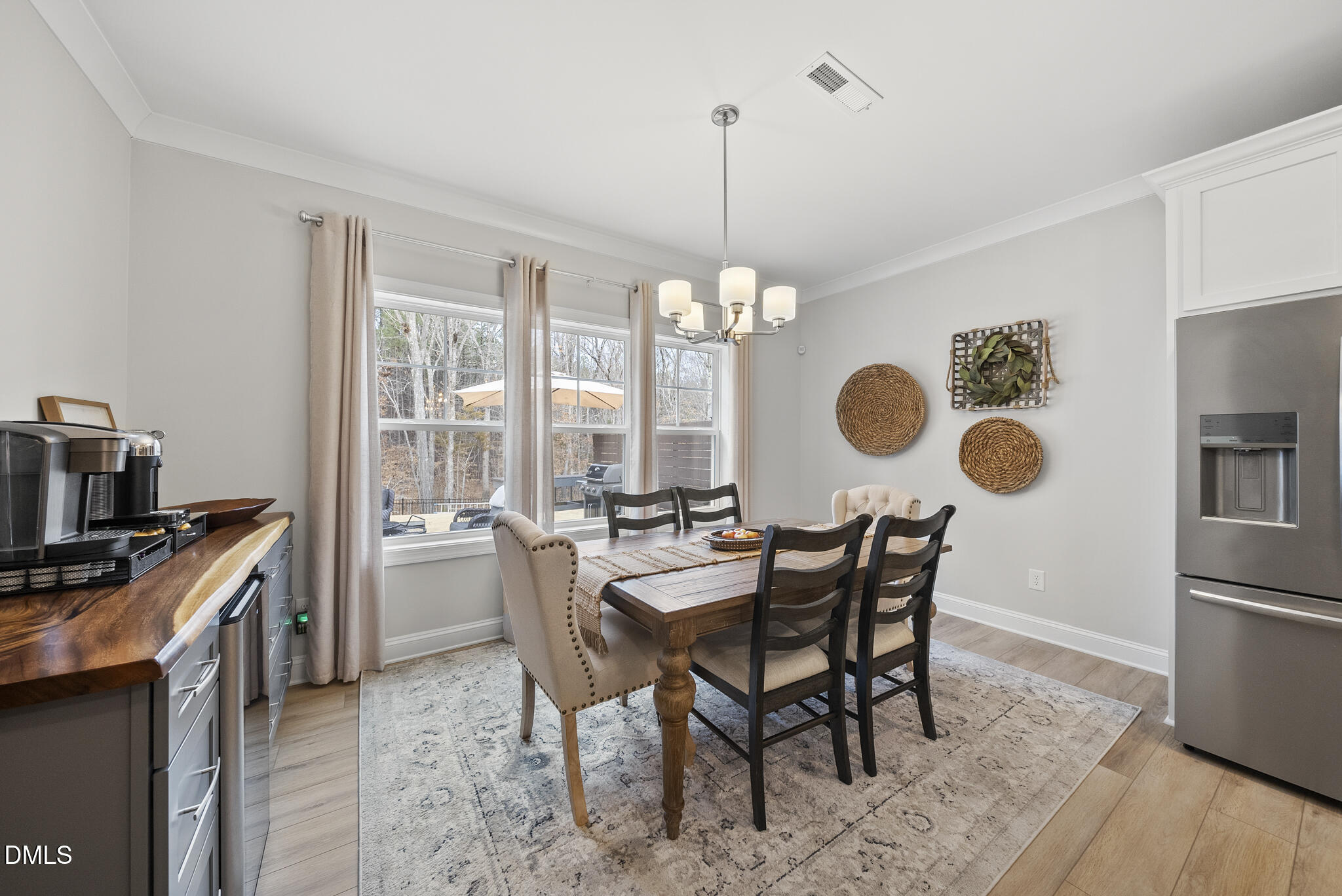 125 Vast View Way