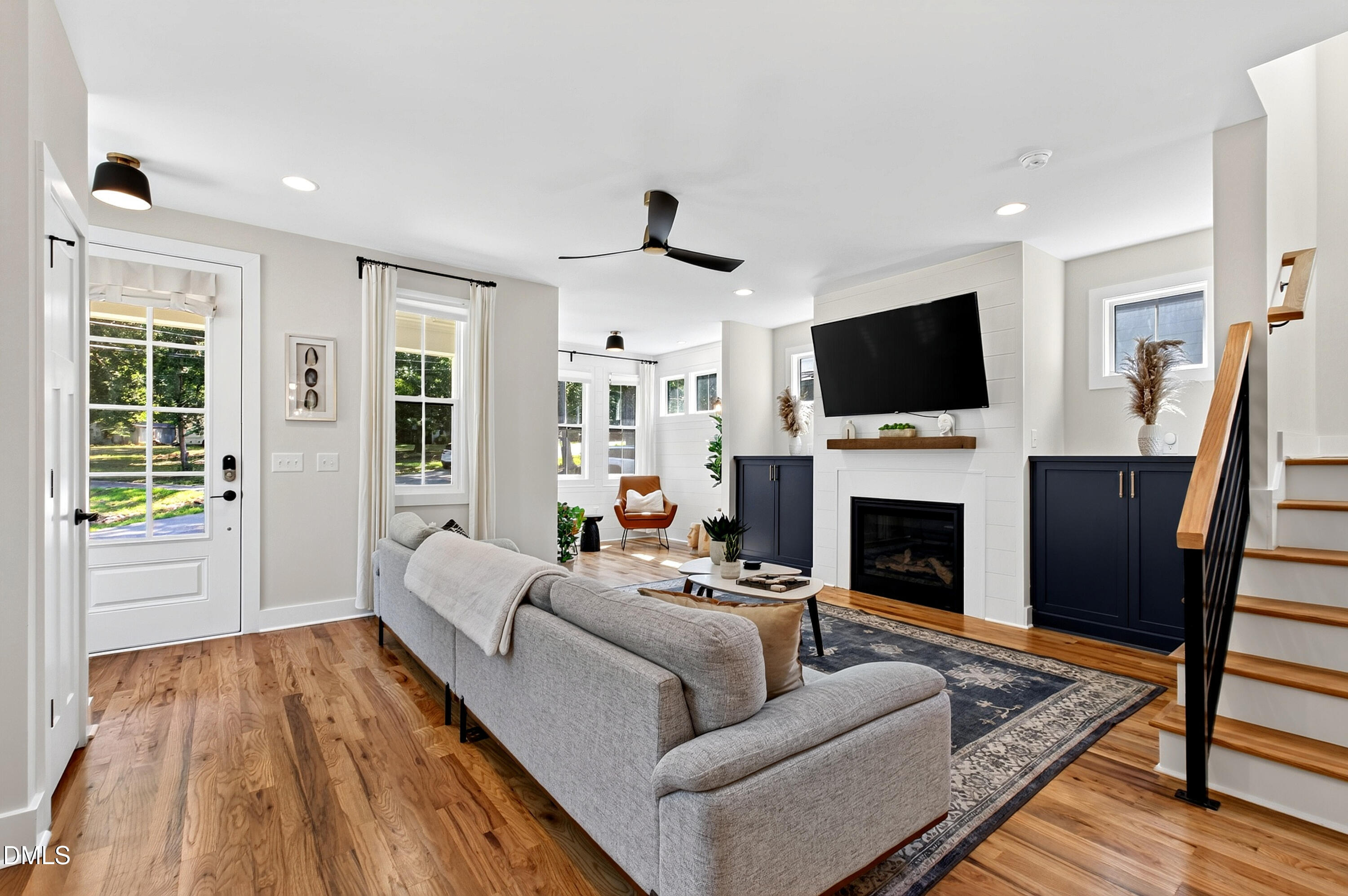 329 Grand Avenue