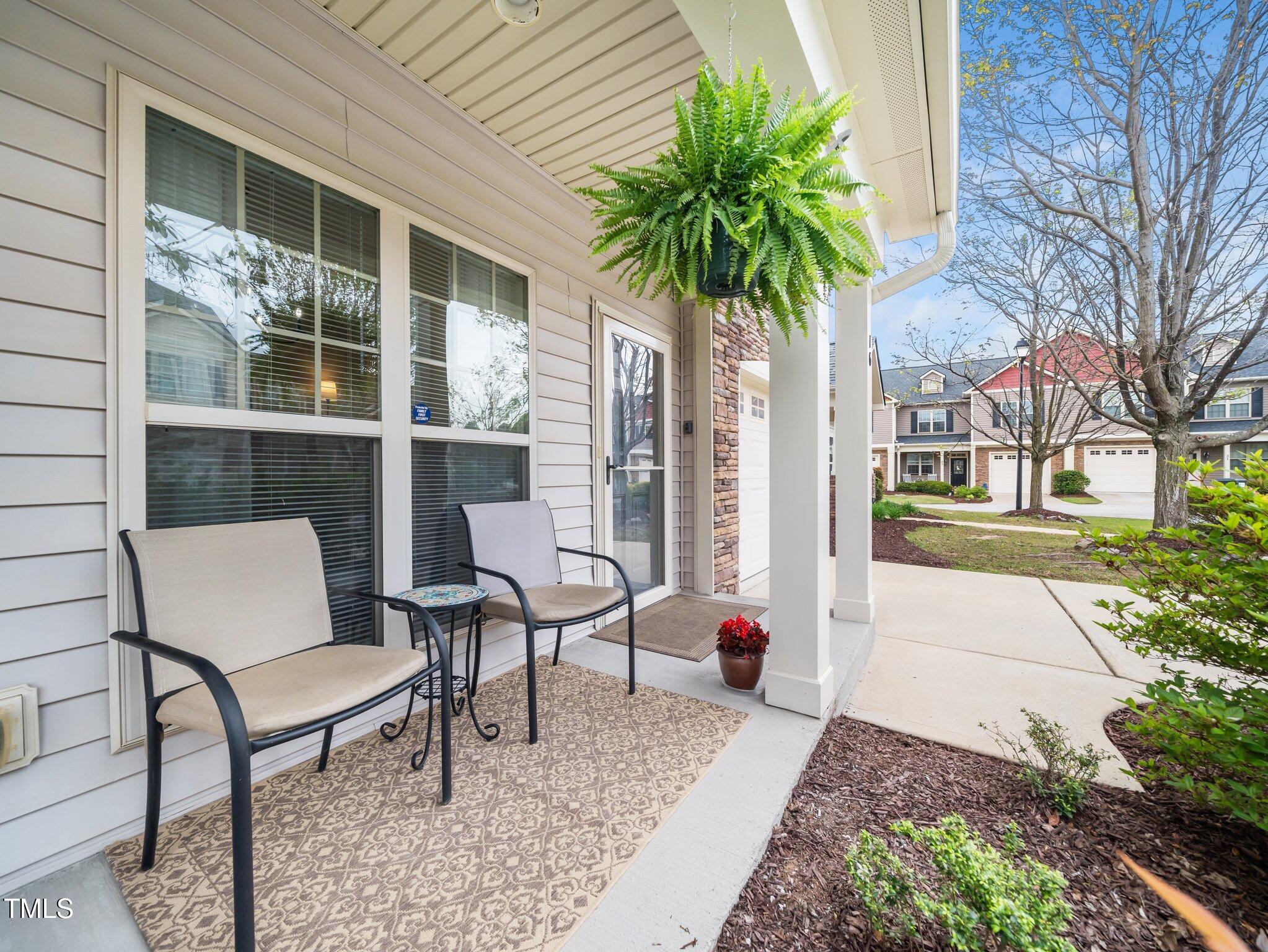 16 Knob Creek Way