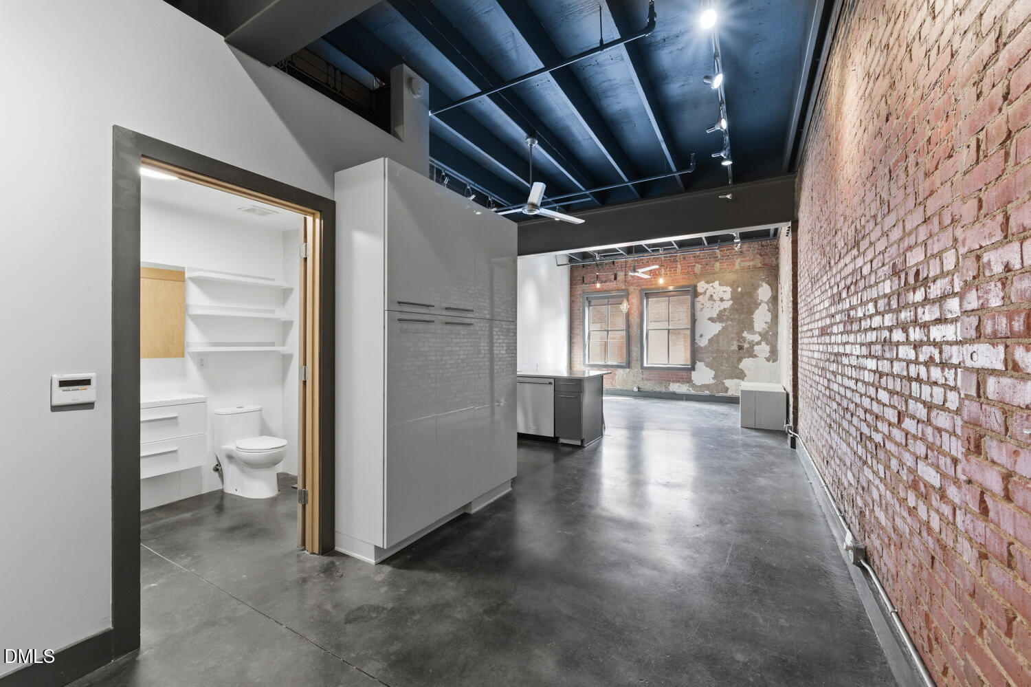 208 Rigsbee Avenue Apt 207