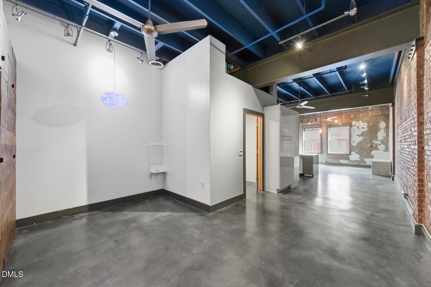 208 Rigsbee Avenue Apt 207