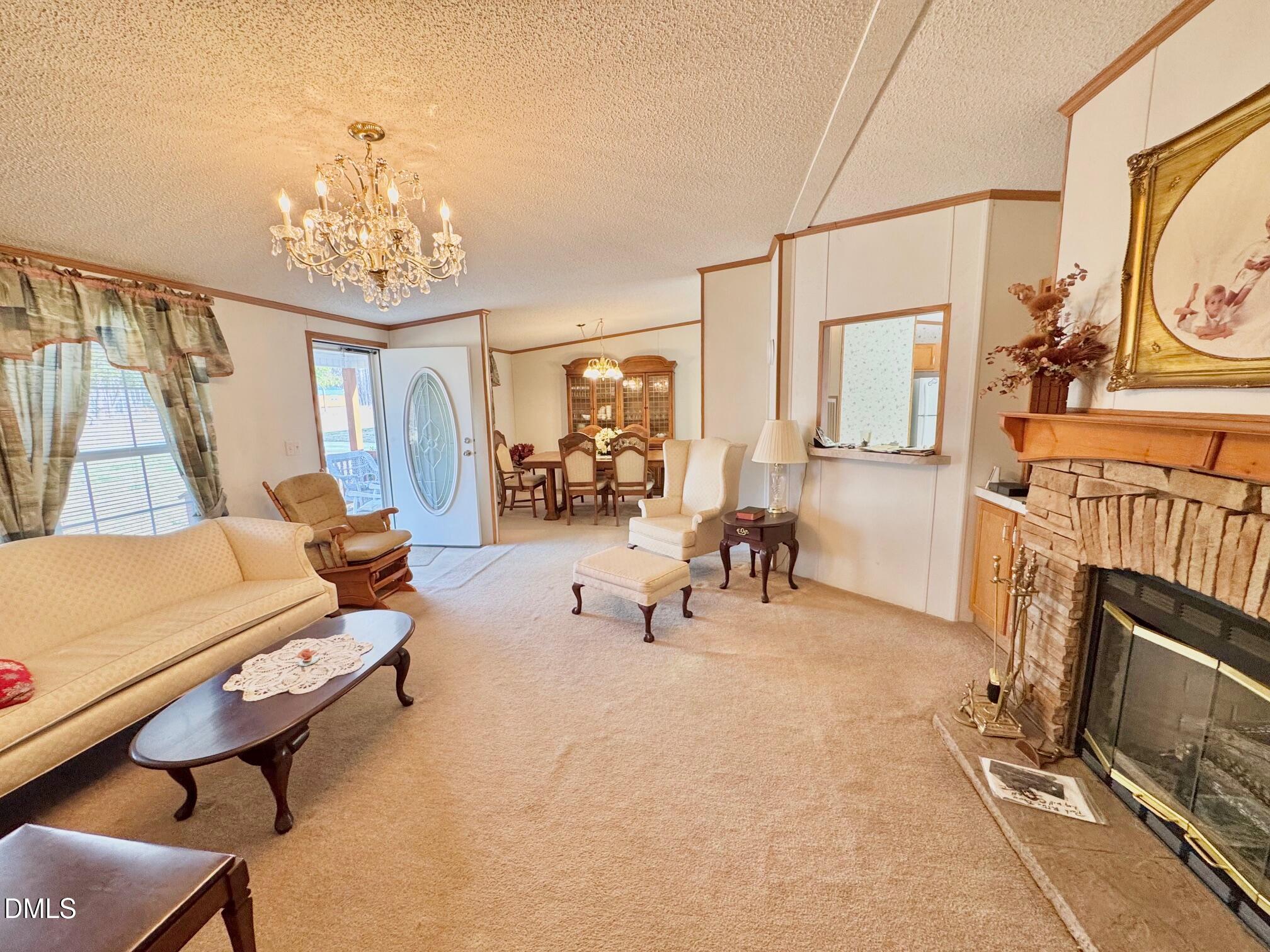 1595 Spring Valley Lake Road