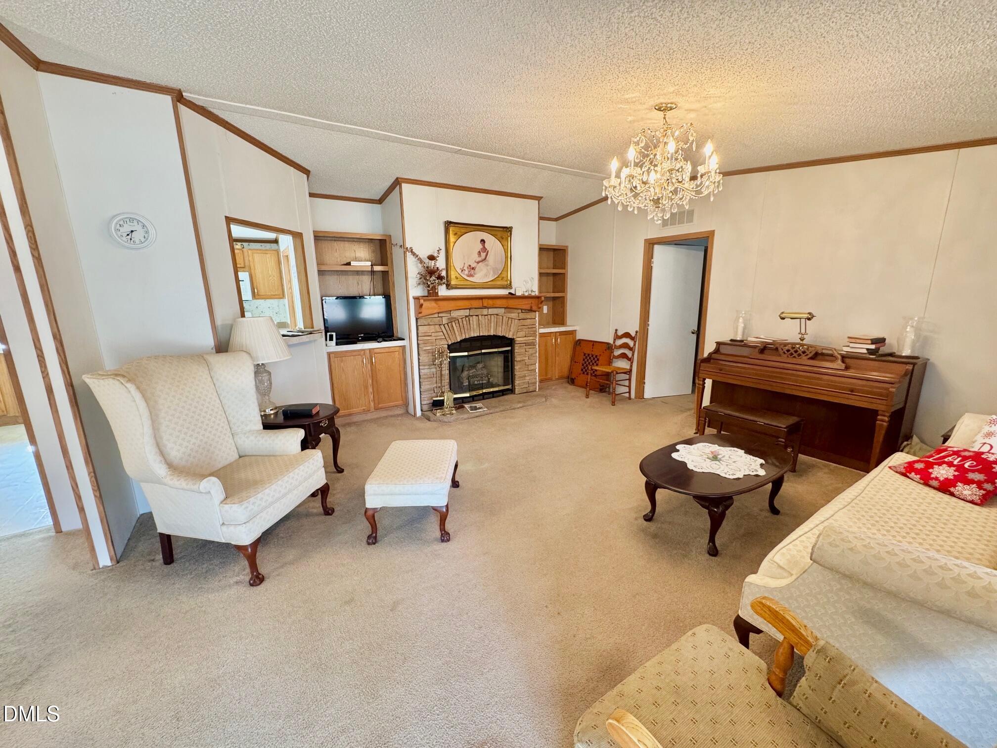 1595 Spring Valley Lake Road