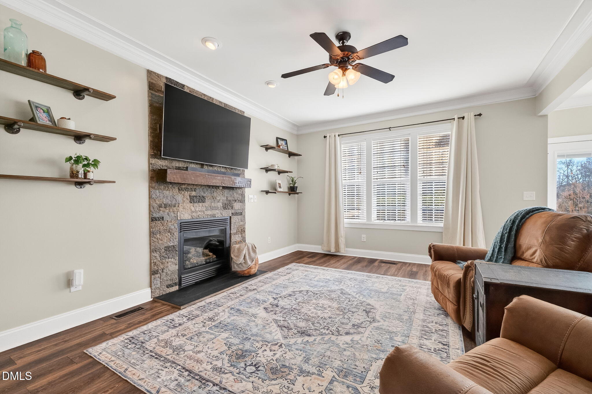 102 Wood Valley Drive