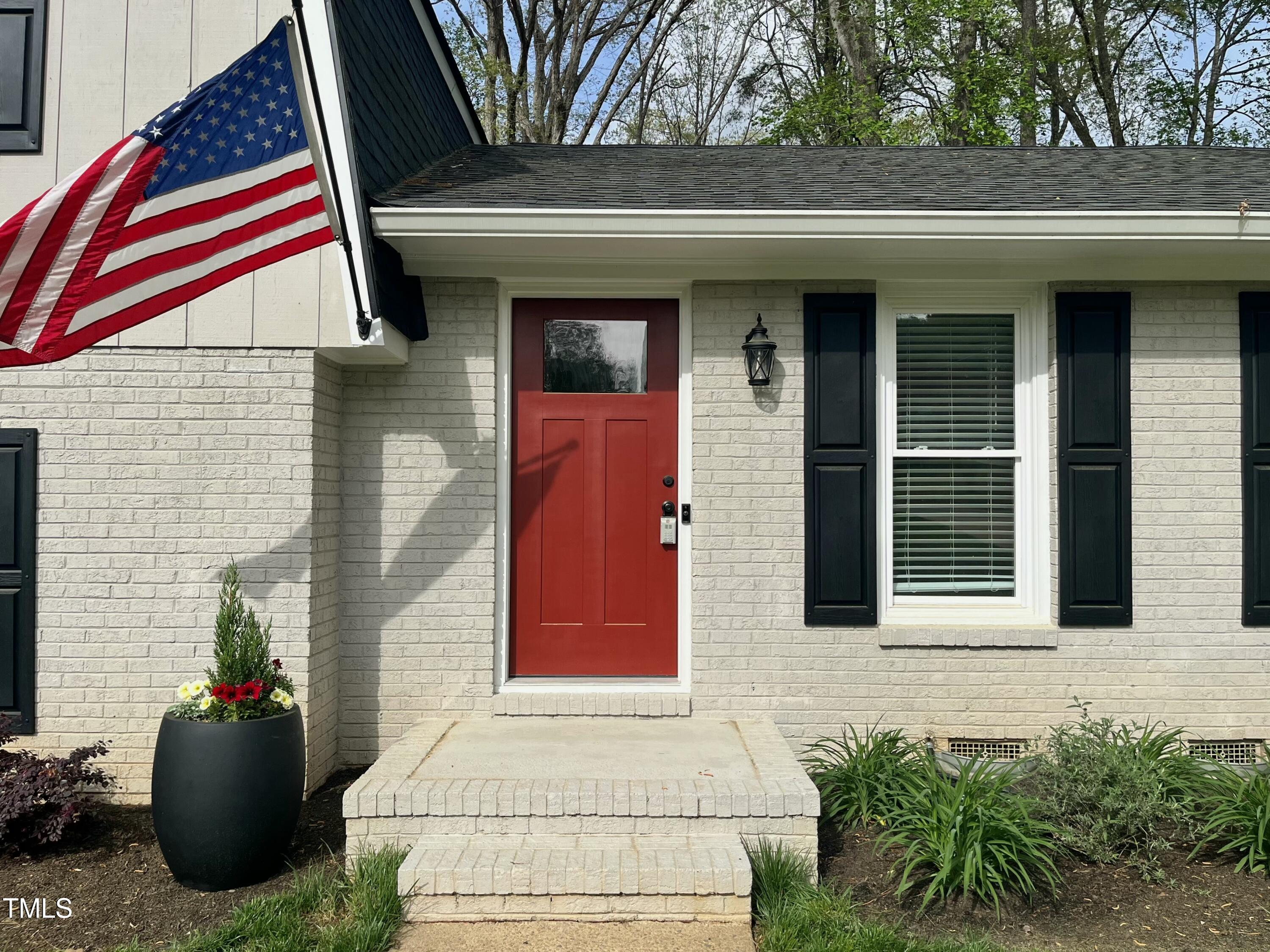 1100 Medlin Drive