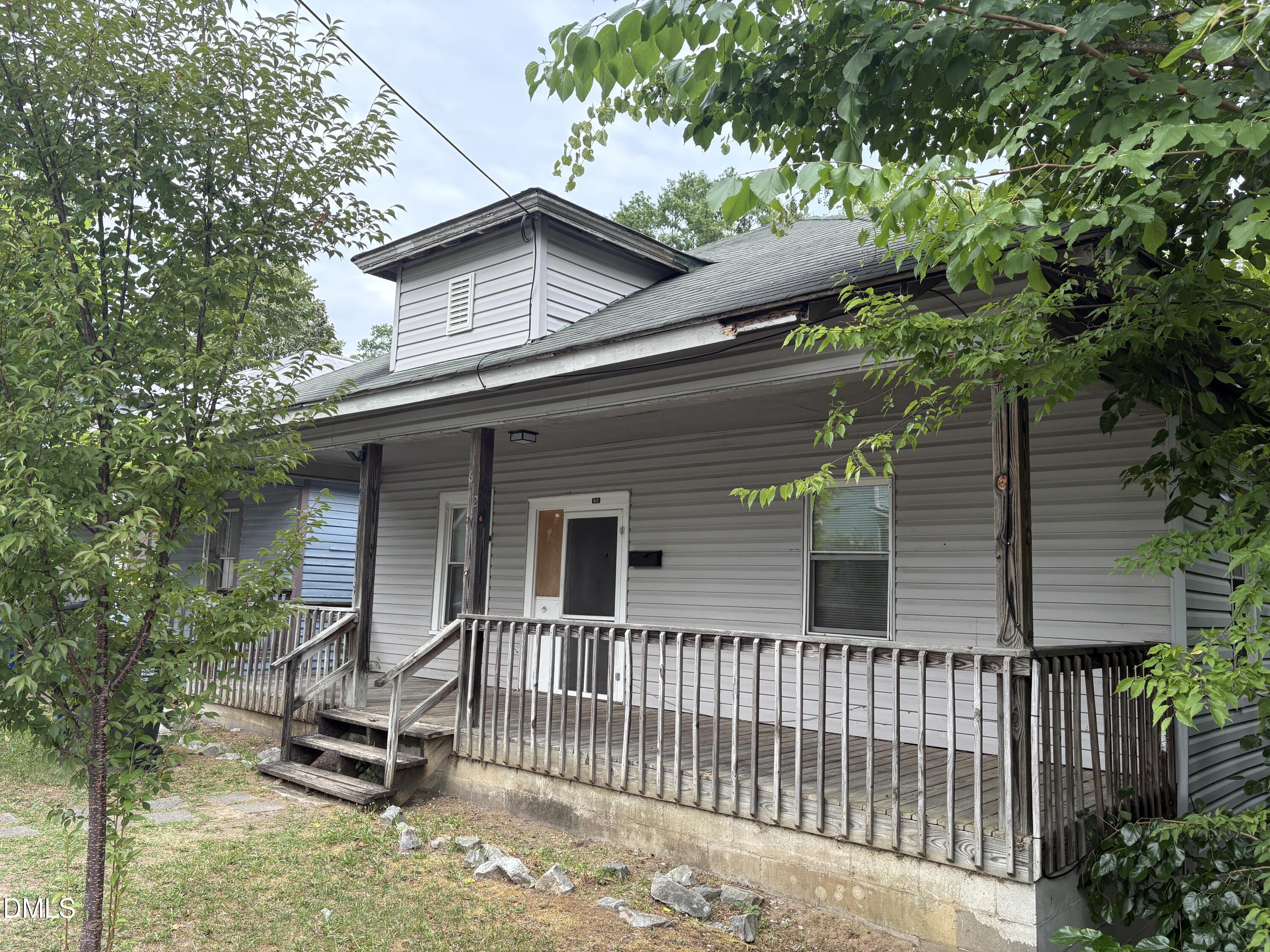 612 N Queen Street