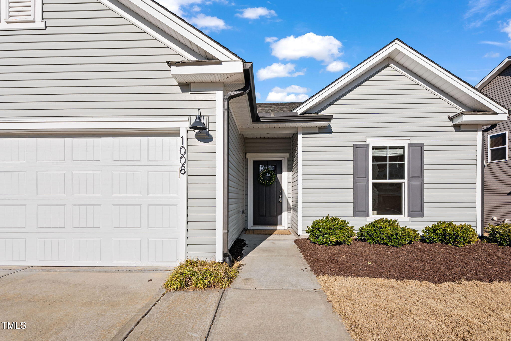 1008 Sandtrap Way