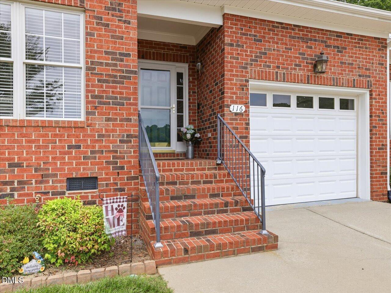 116 Olde Manor Court