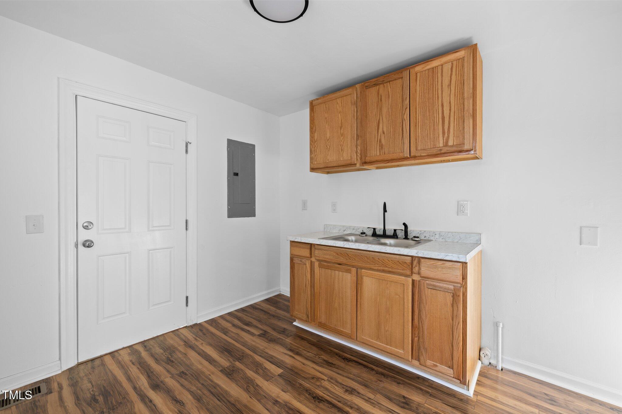 203 W Pilot Street