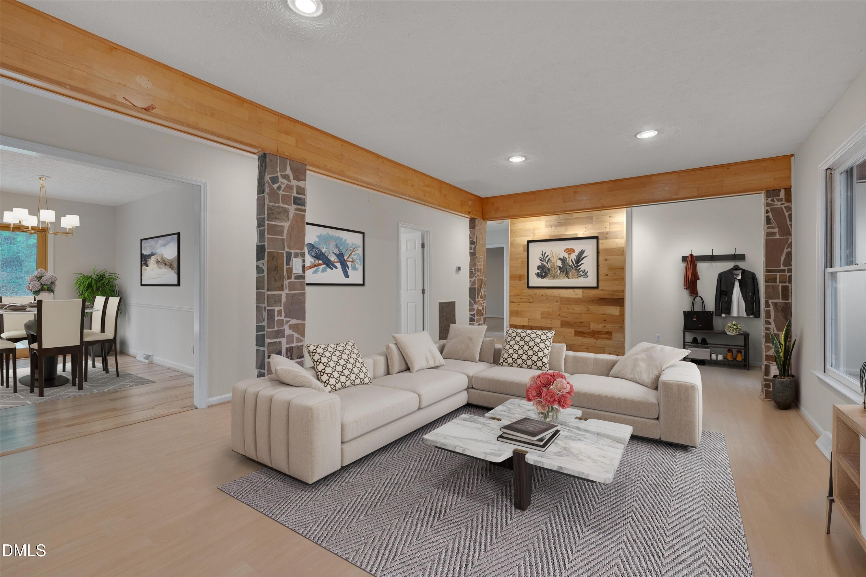 1211 Wedgewood Lane