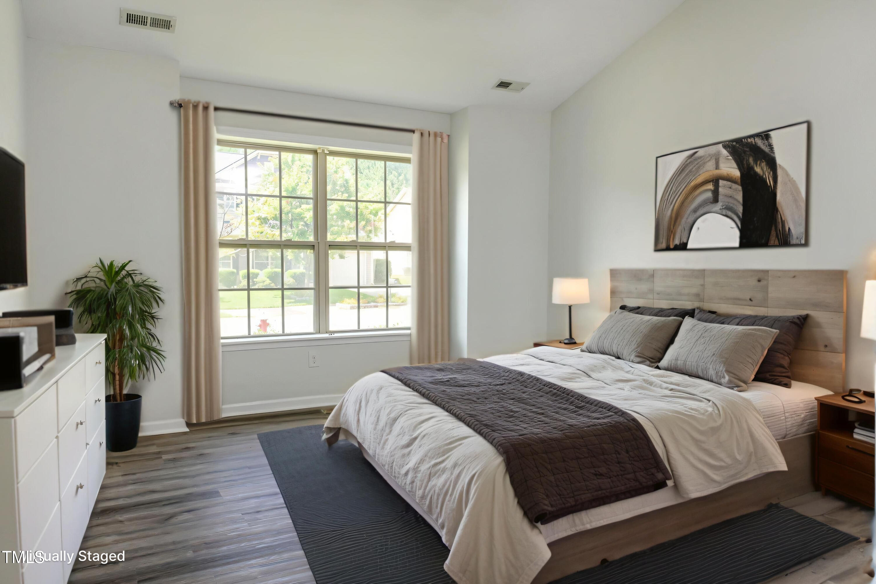 1003 Bridlemine Drive