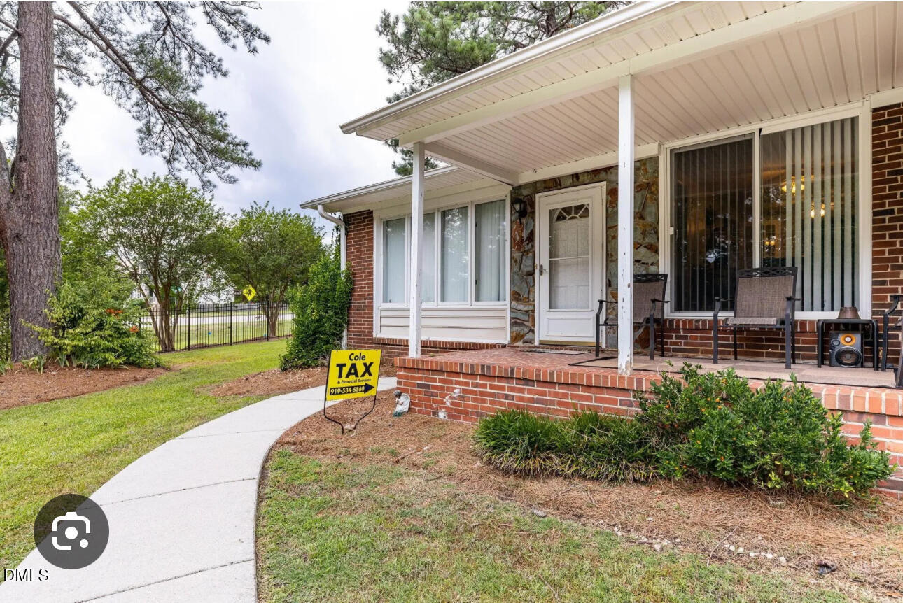 3009 Sanderford Road