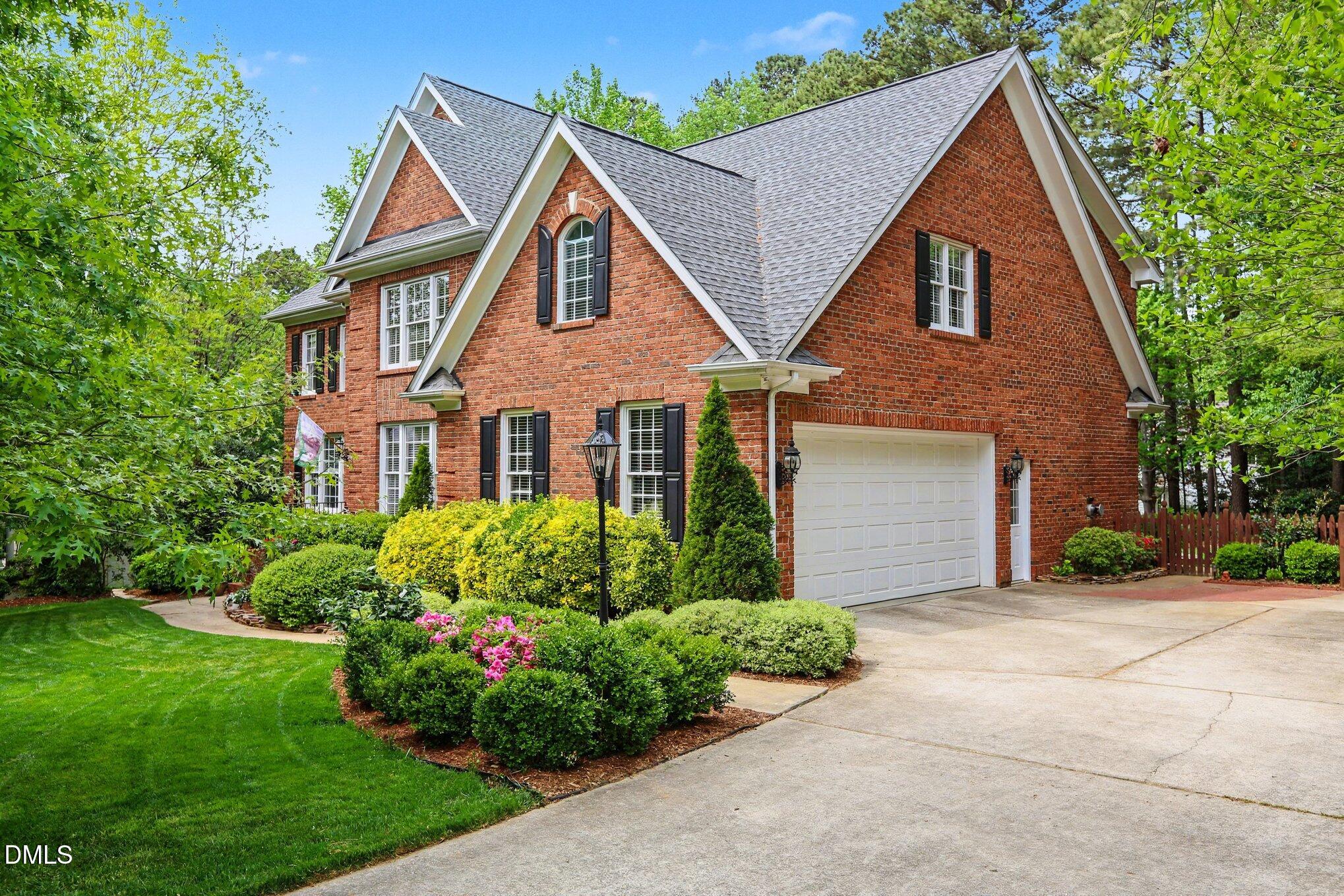 116 Loch Pointe Drive