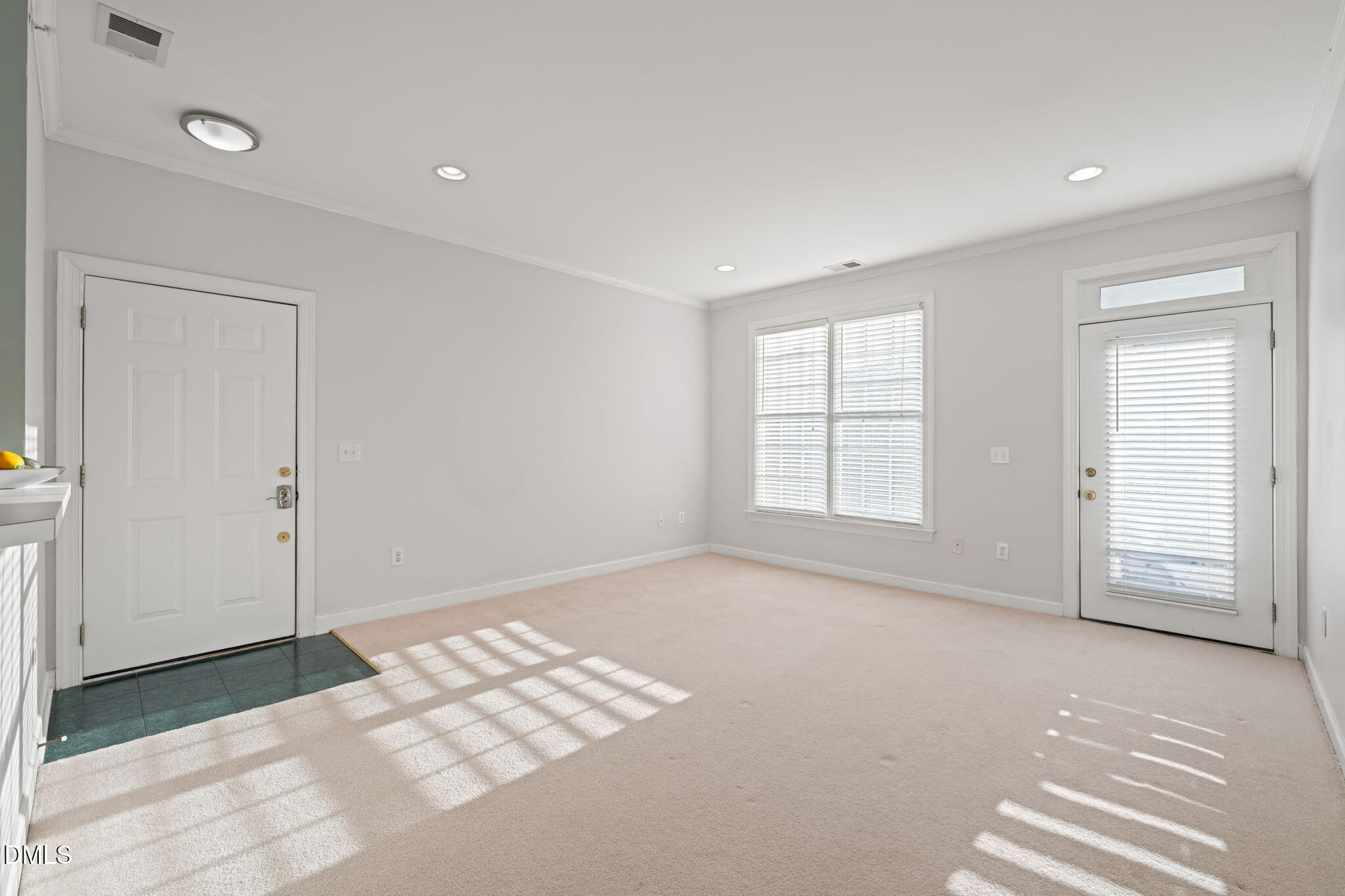 524 Aberdeen Drive Apt 205