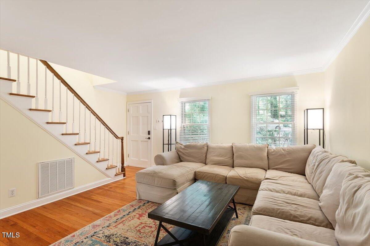 409 Smith Avenue Unit 105