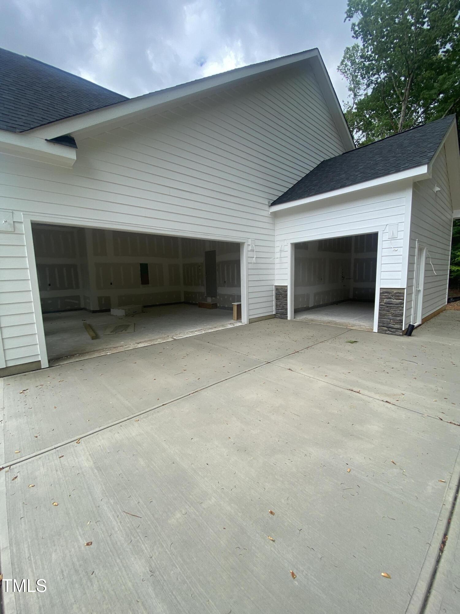 60 Valebrook Court