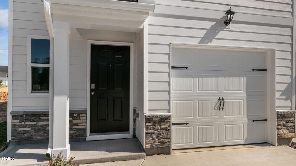 543 Stream Walk Crossing