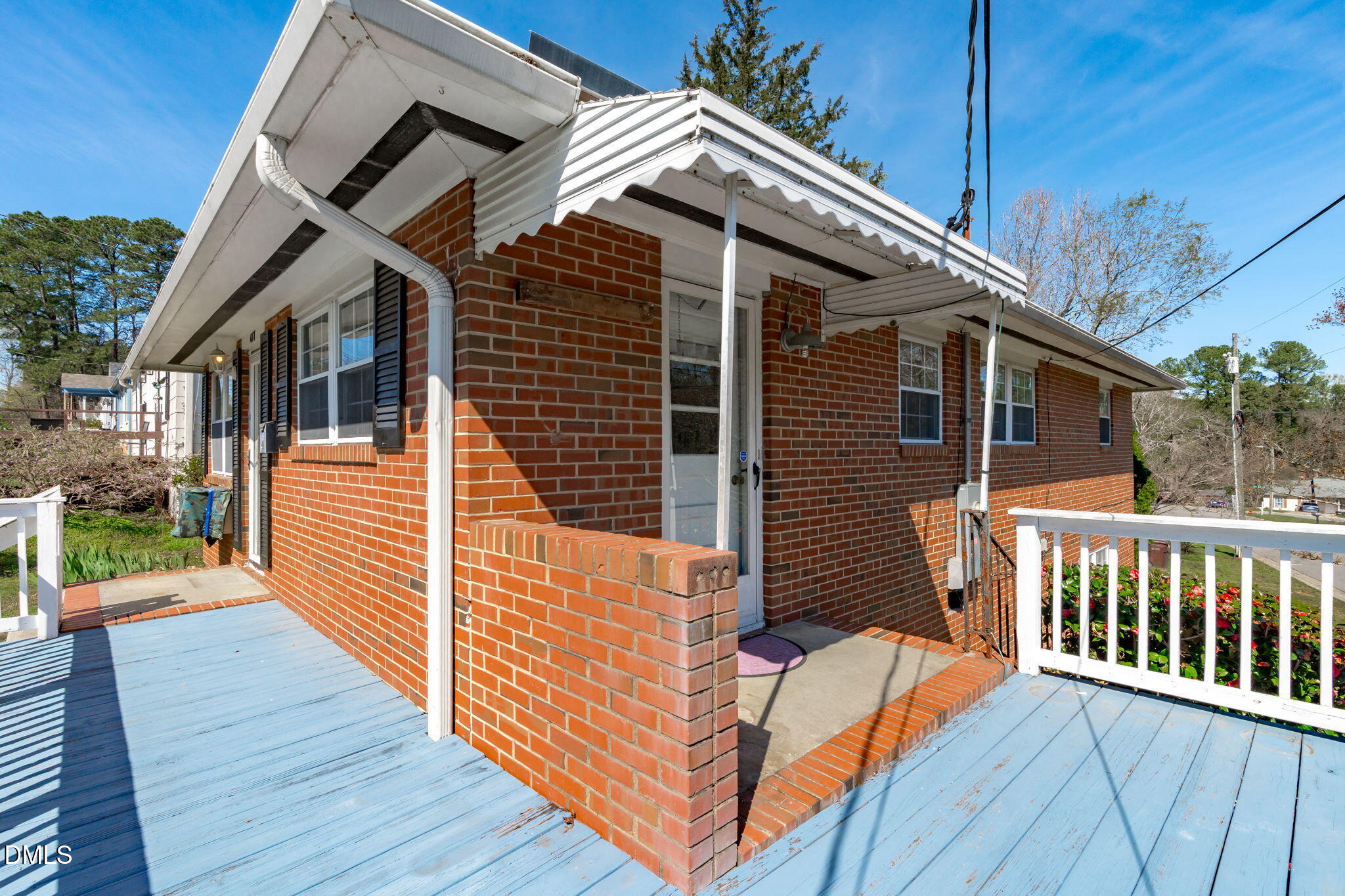 617 E Maynard Avenue