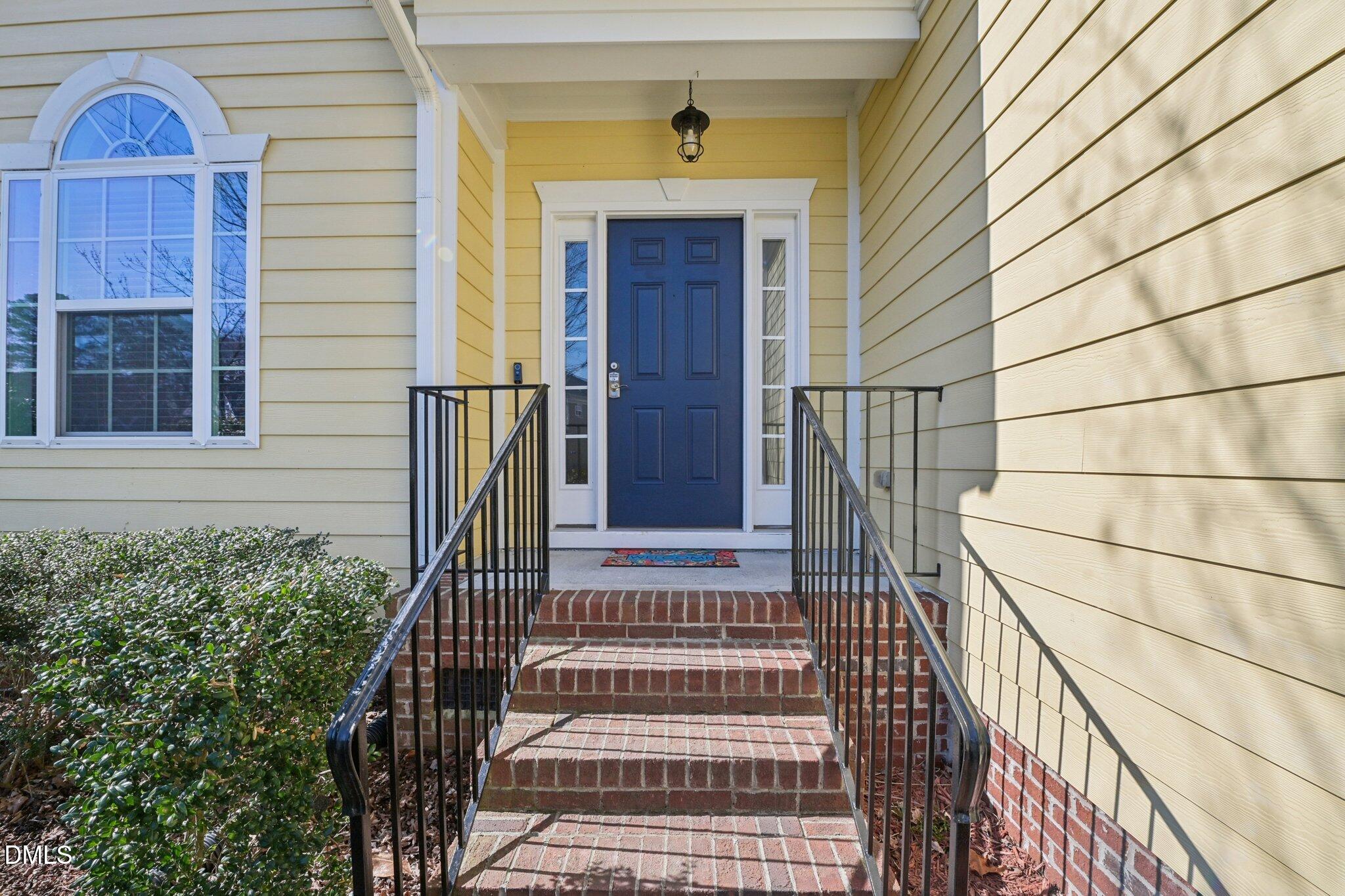 11 Hidden Ridge Court