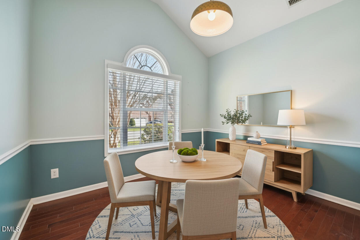 11 Hidden Ridge Court