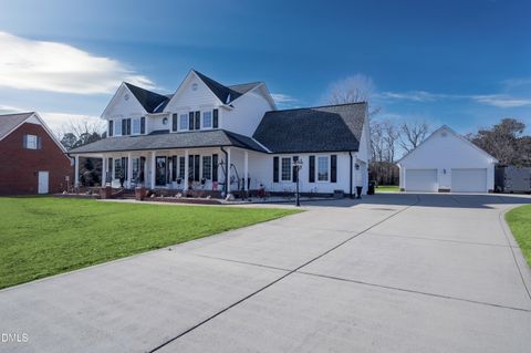 24 Clubhouse Drive Dunn NC 28334