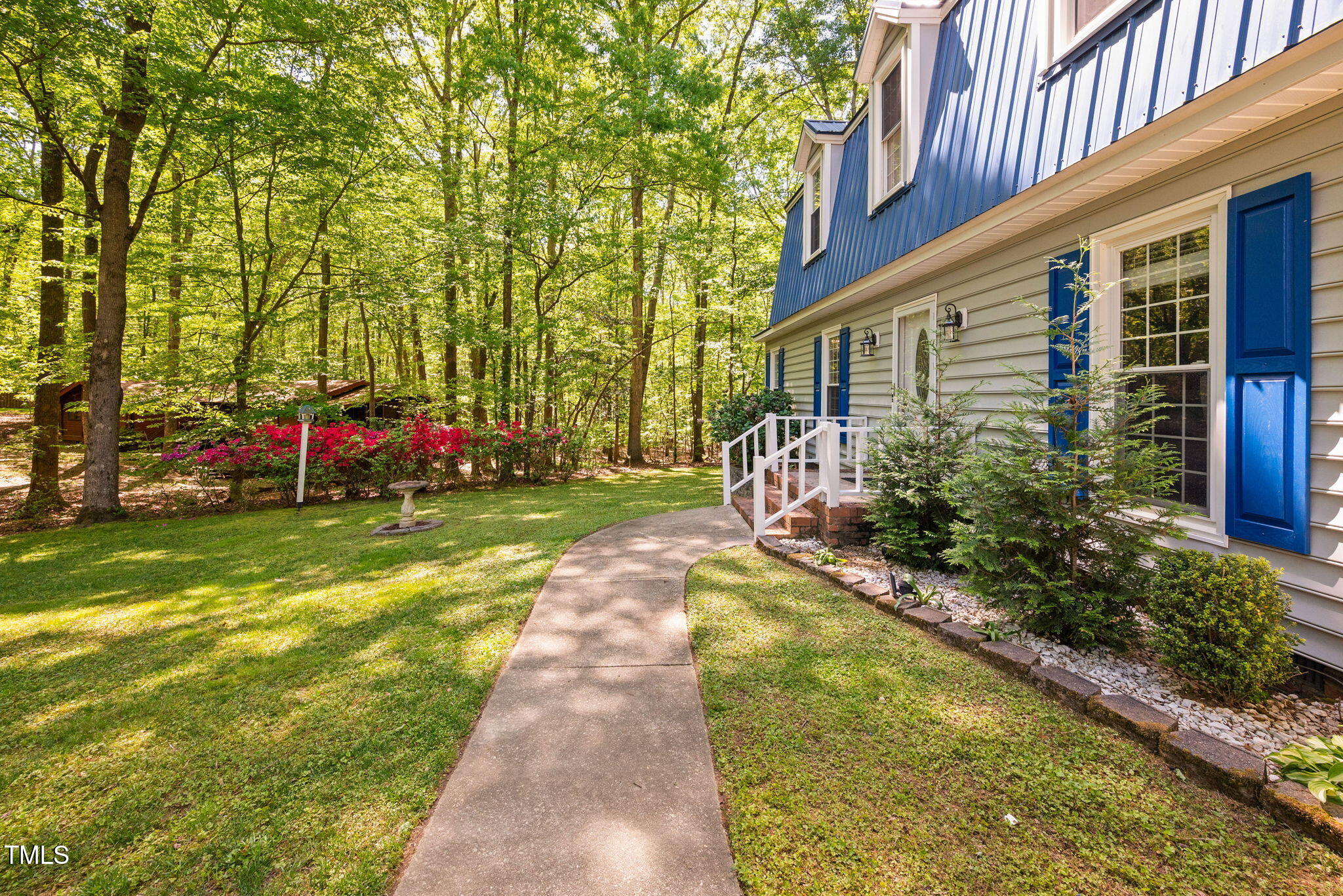 3312 Shannon Circle