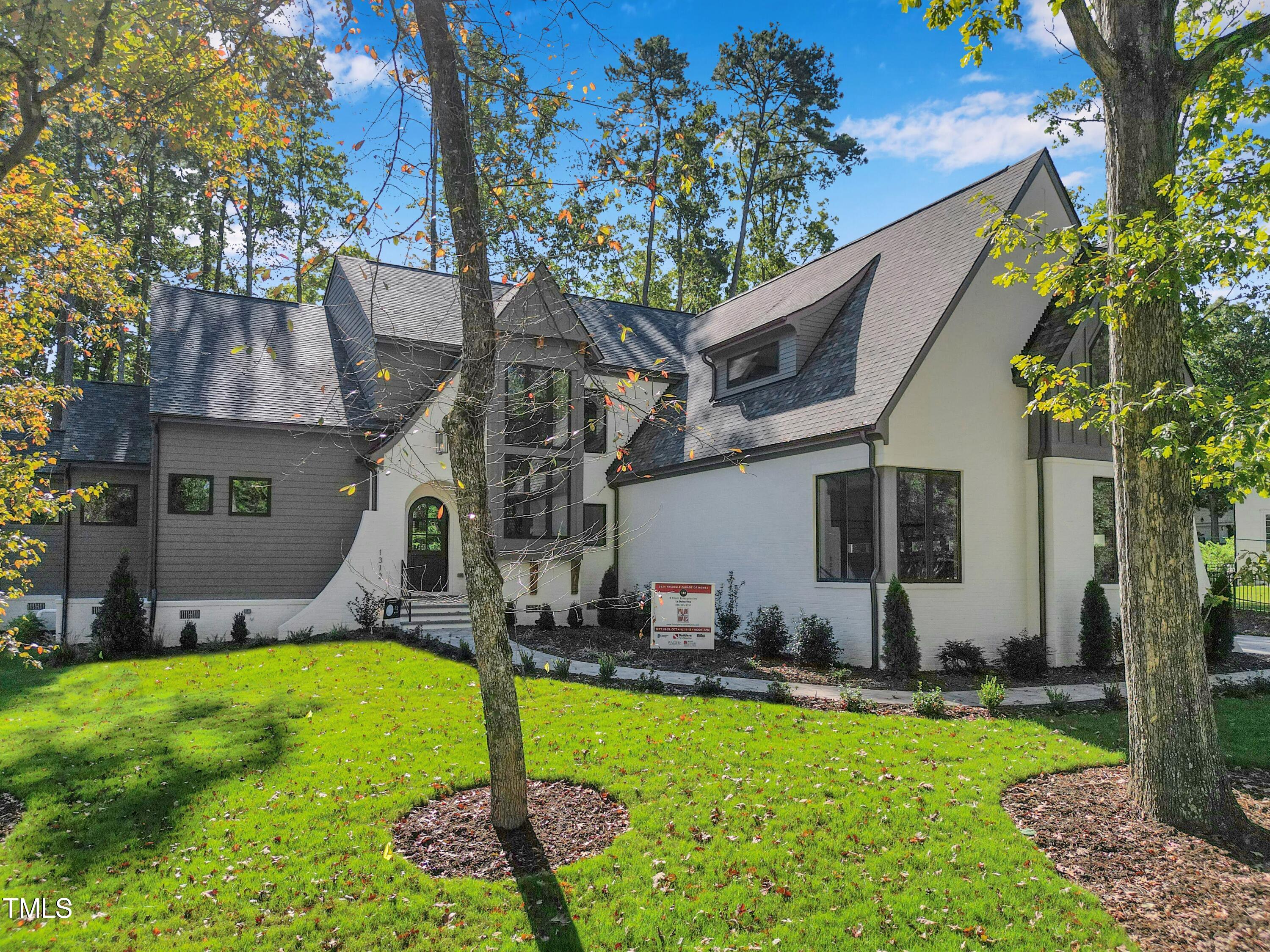 1312 Hunting Ridge Road